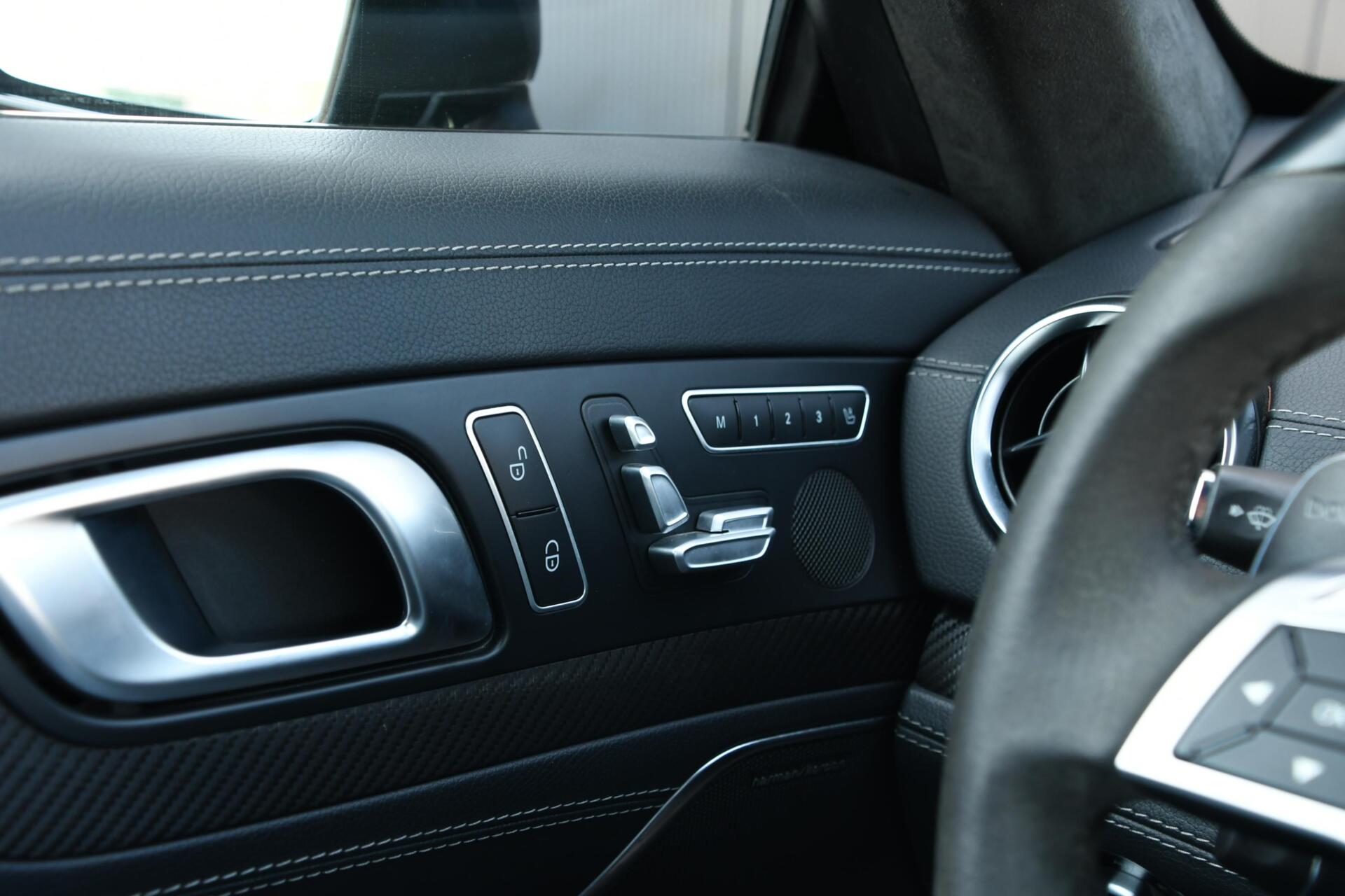Foto van Mercedes-Benz SL 63 AMG