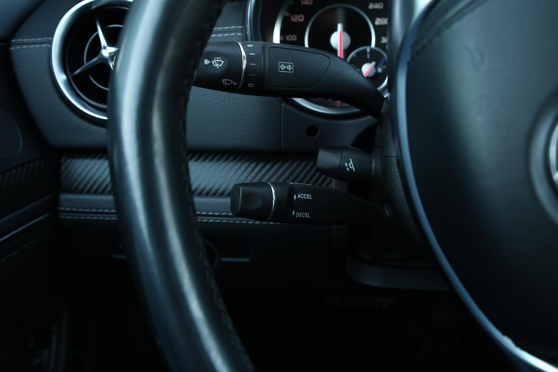 Foto van Mercedes-Benz SL 63 AMG