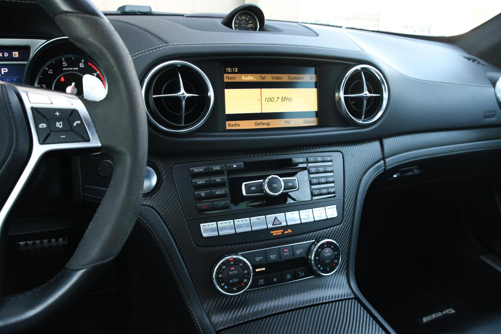 Foto van Mercedes-Benz SL 63 AMG
