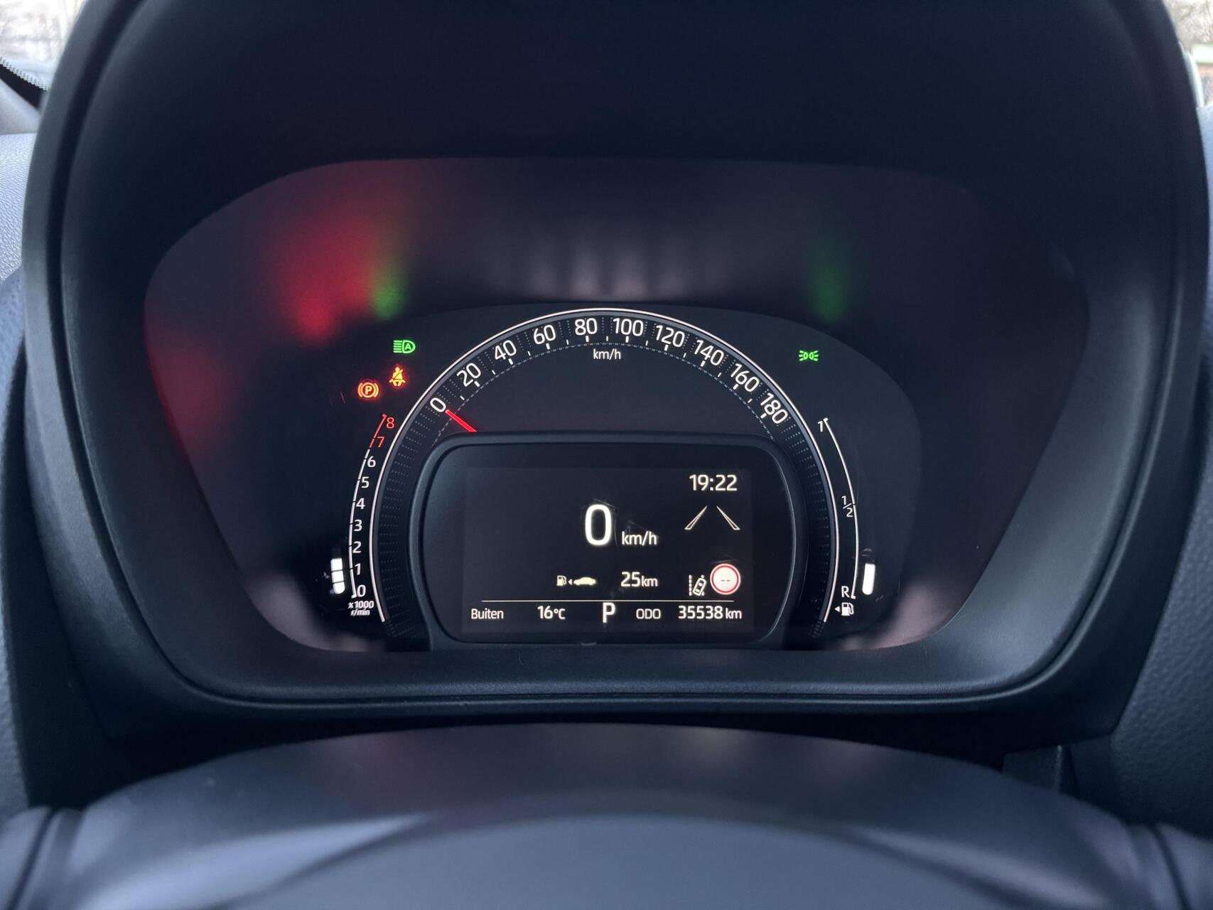Foto van Toyota Toyota Aygo X