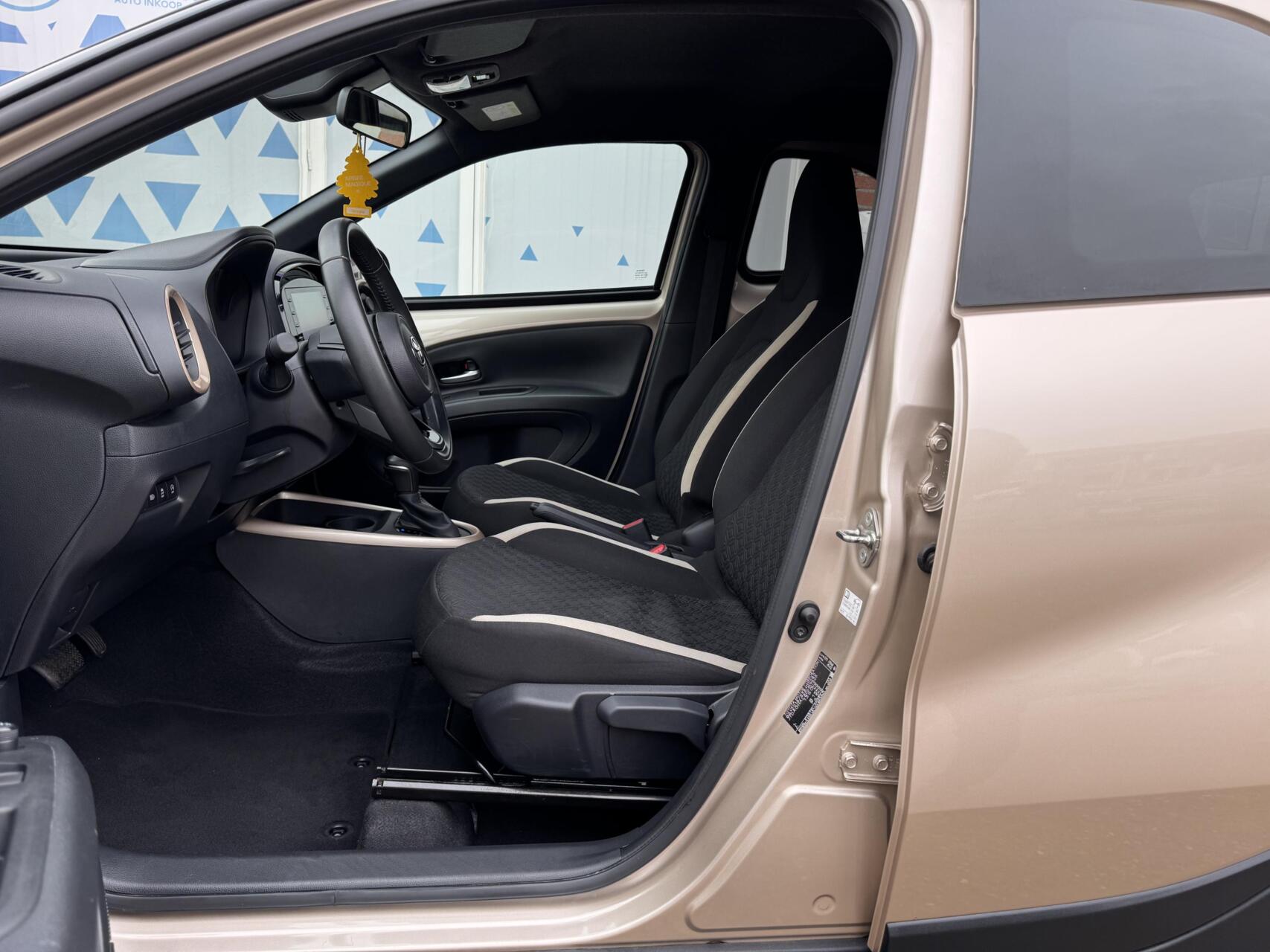Foto van Toyota Toyota Aygo X