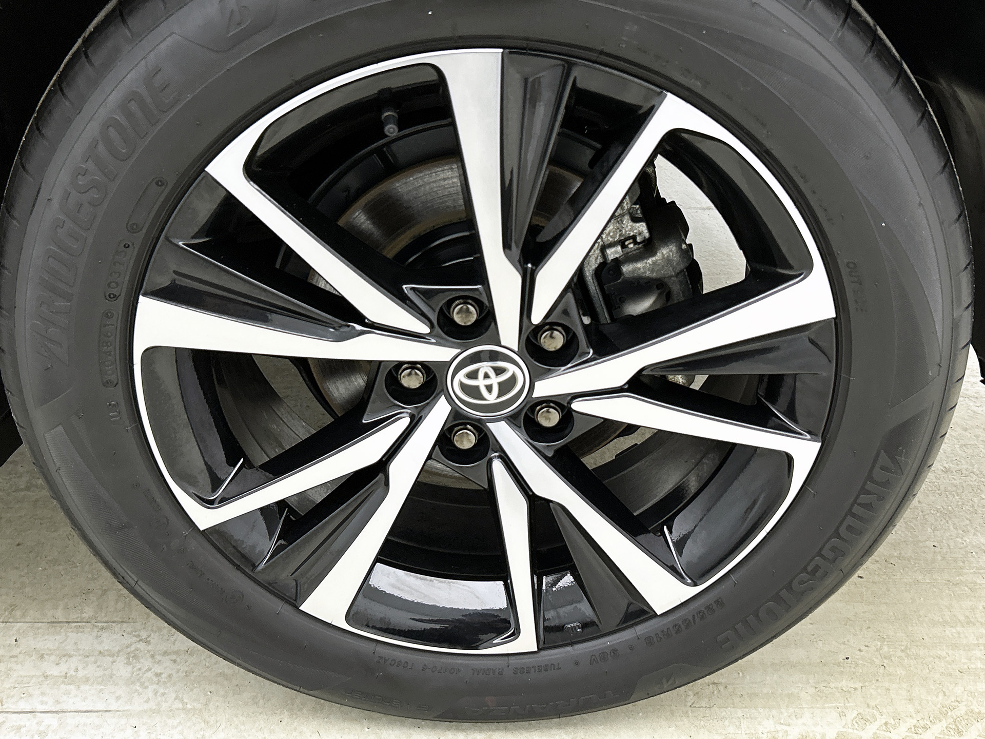 Foto van Toyota Toyota C-hr