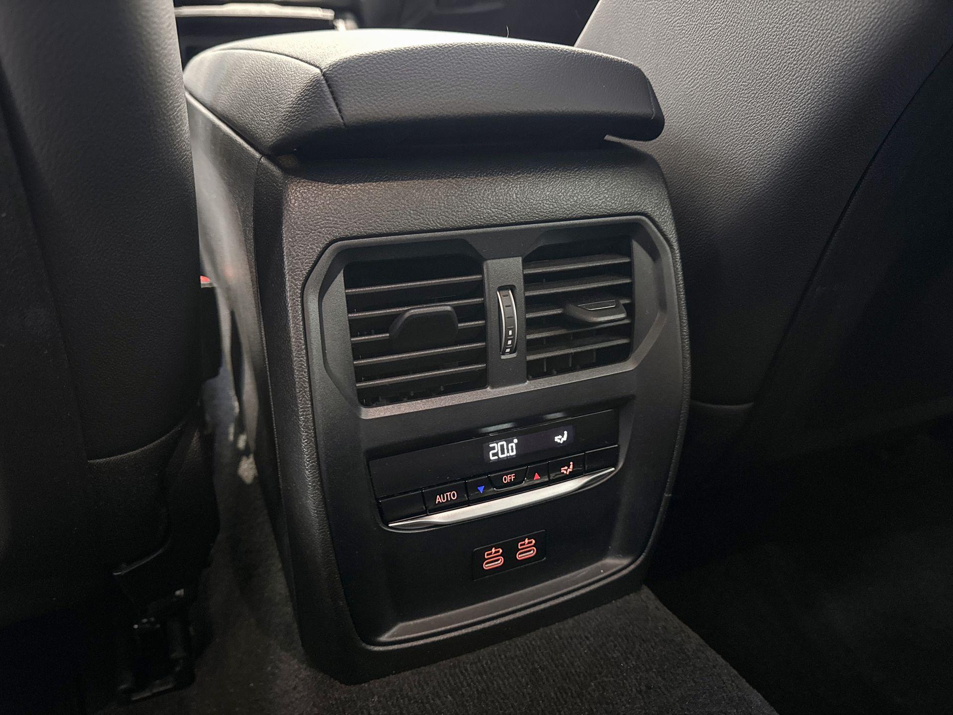 Foto van BMW 330e