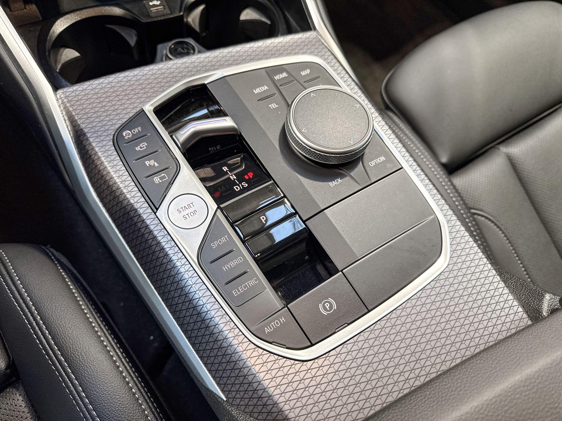 Foto van BMW 330e