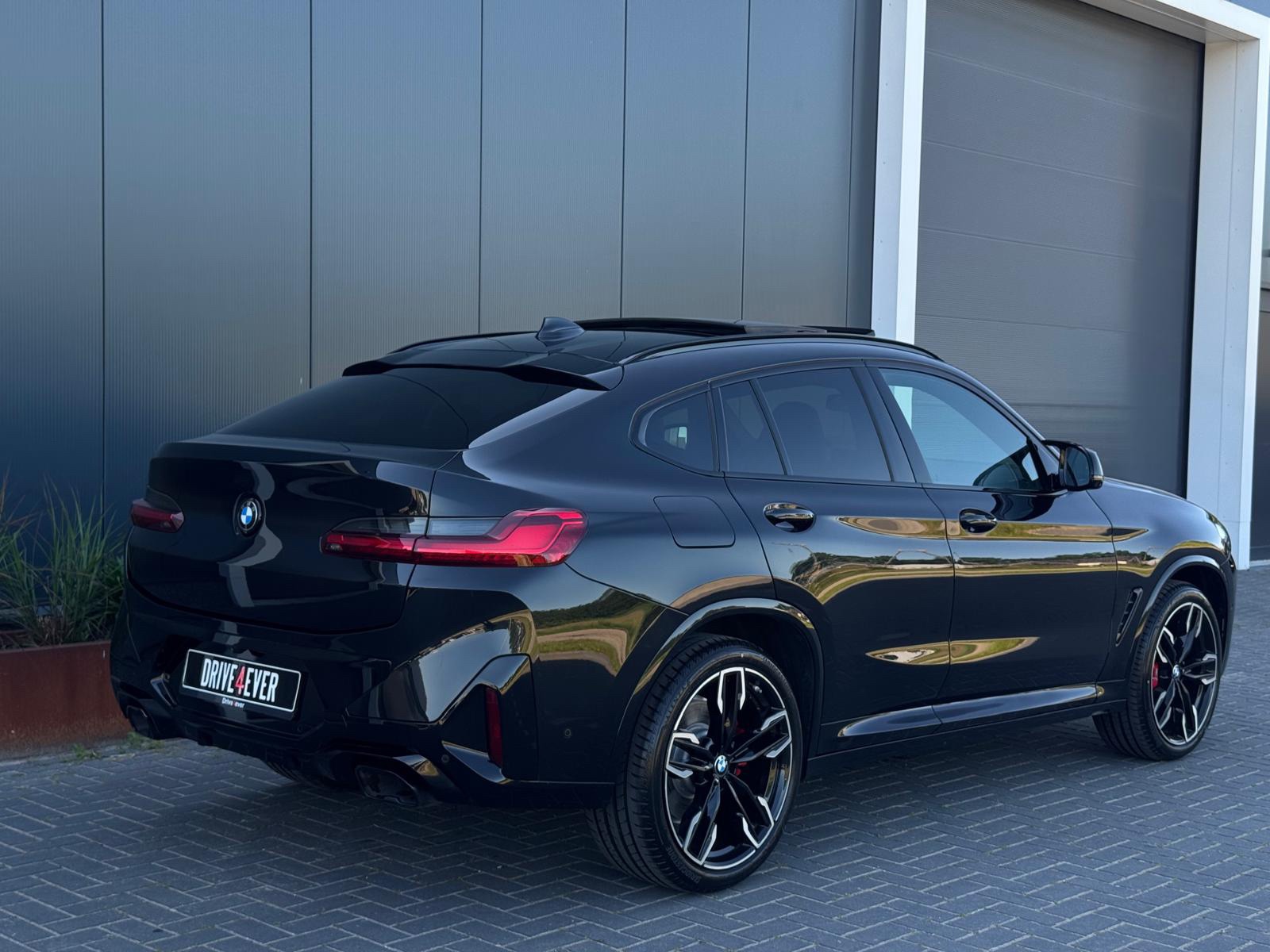 Foto van BMW X4 M40i