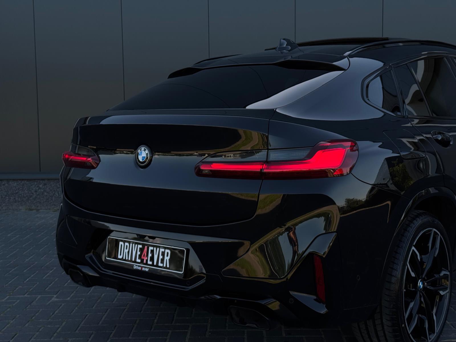 Foto van BMW X4 M40i