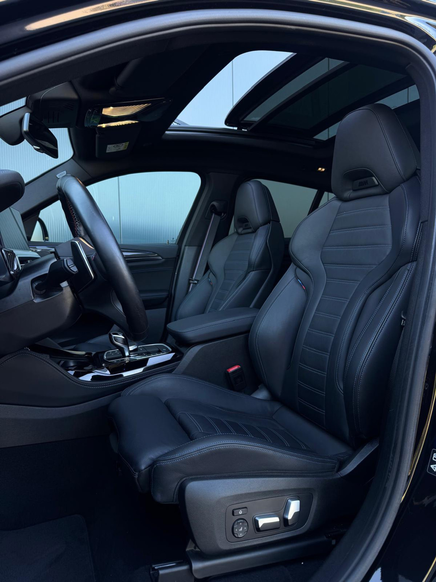 Foto van BMW X4 M40i