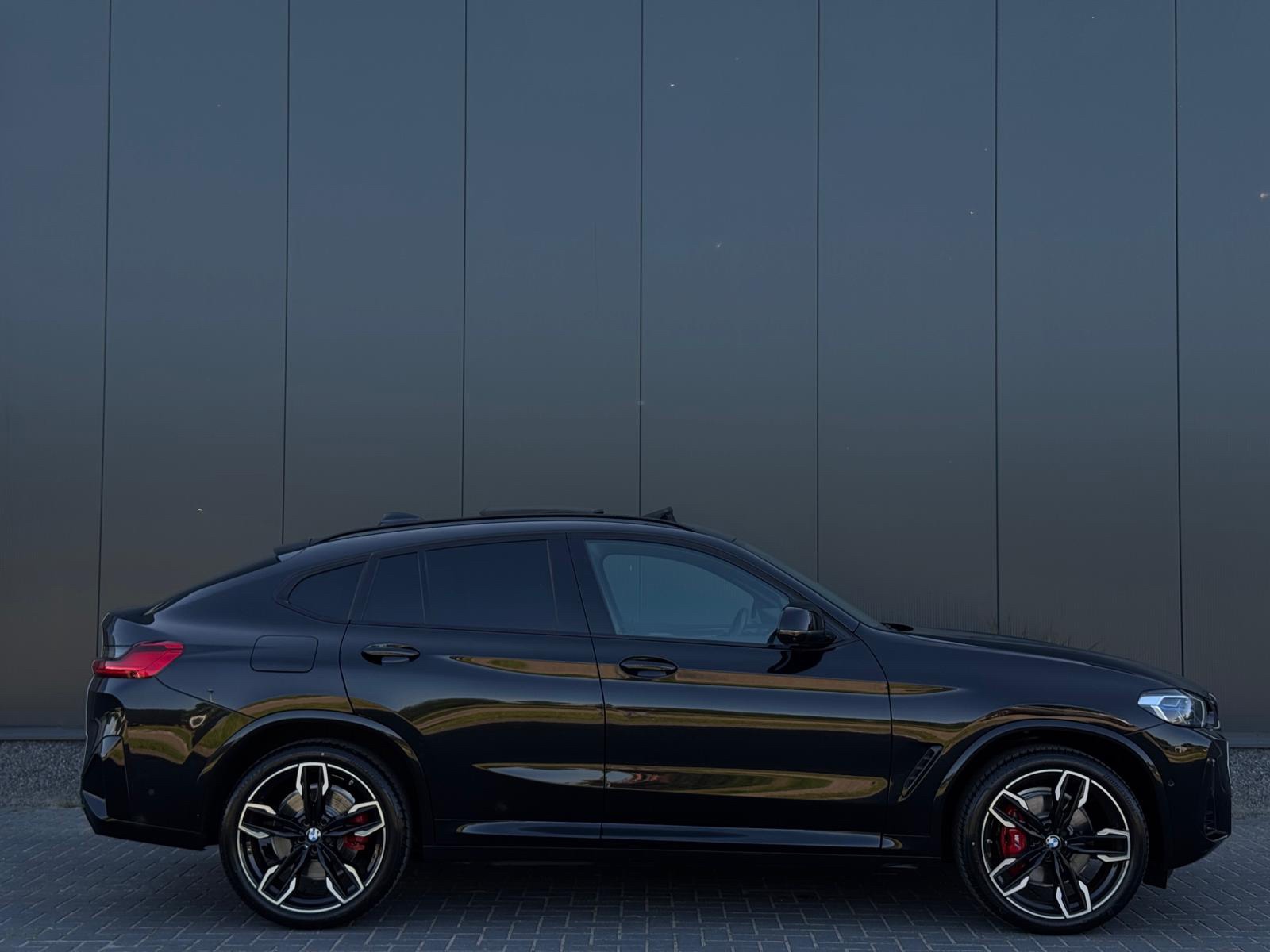Foto van BMW X4 M40i