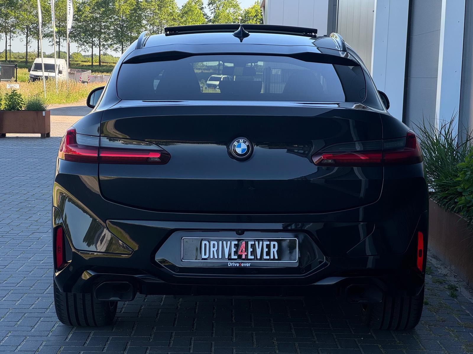 Foto van BMW X4 M40i