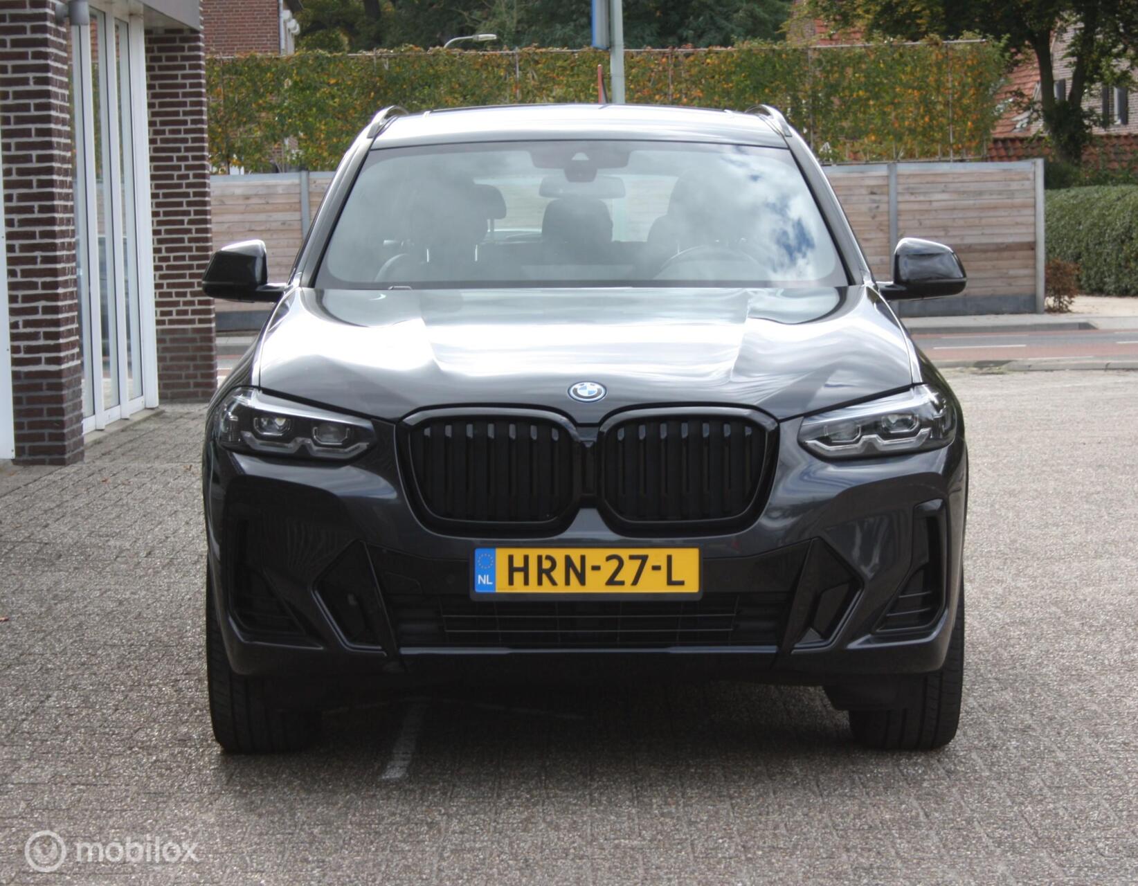 Foto van BMW X3 Xdrive30e