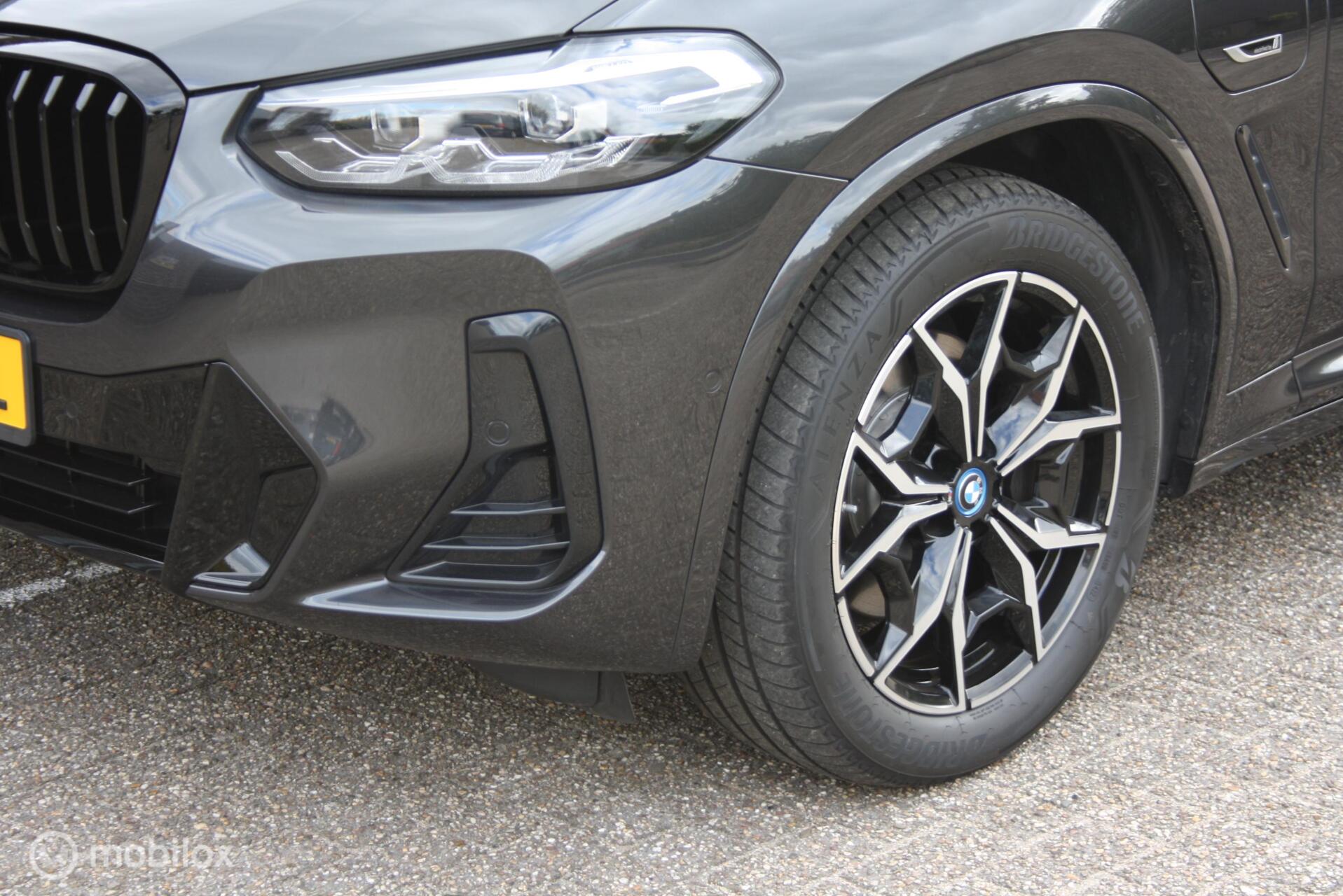 Foto van BMW X3 Xdrive30e