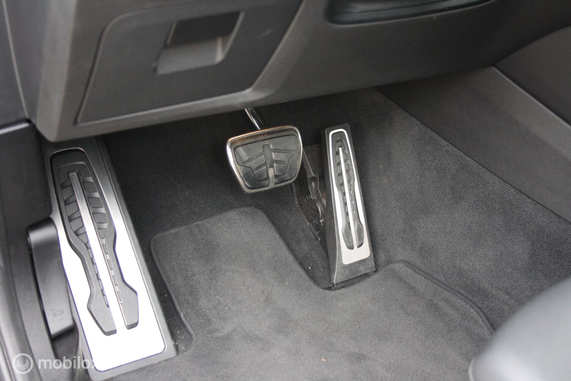 Foto van BMW X3 Xdrive30e