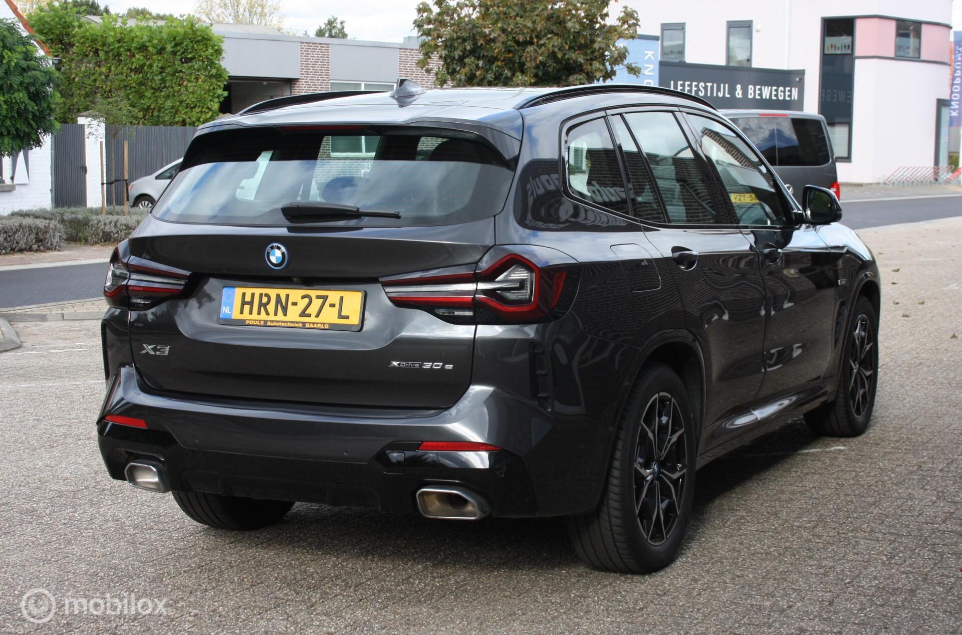 Foto van BMW X3 Xdrive30e