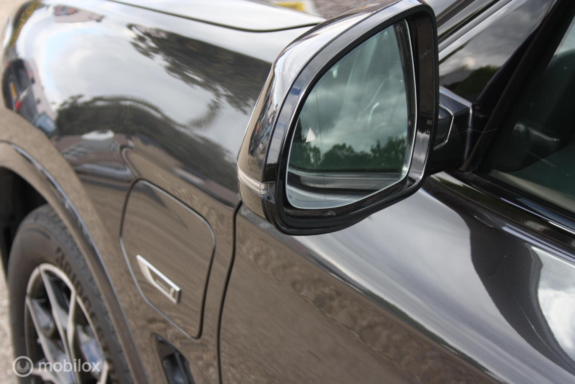 Foto van BMW X3 Xdrive30e