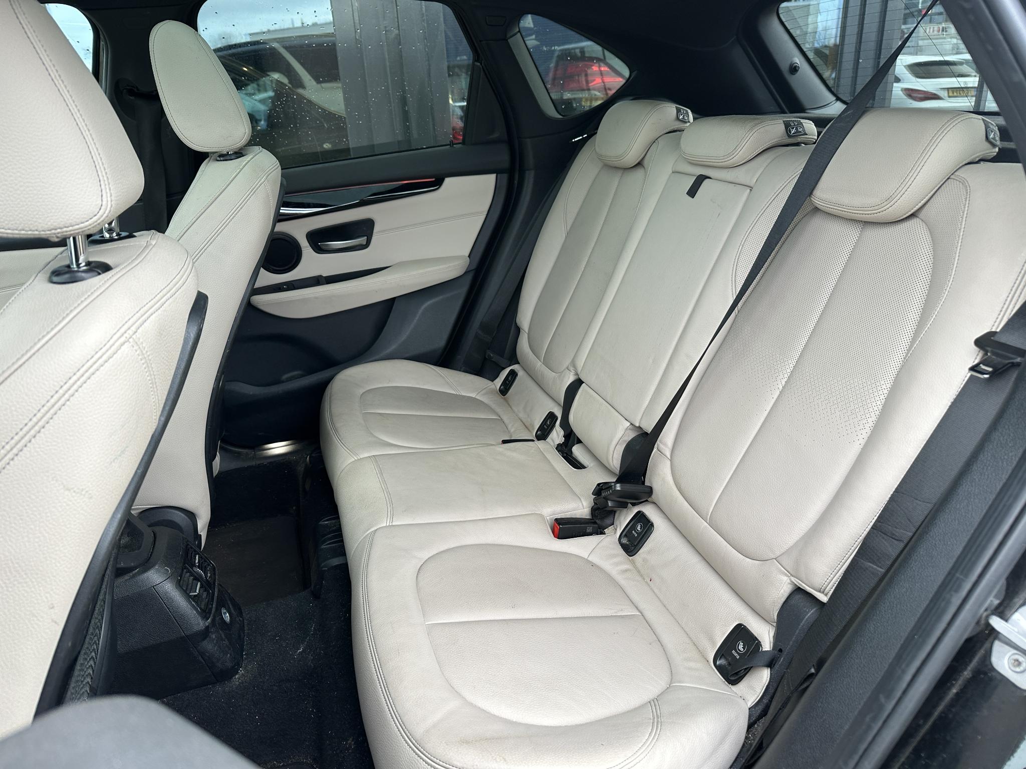 Foto van BMW 218i Active Tourer