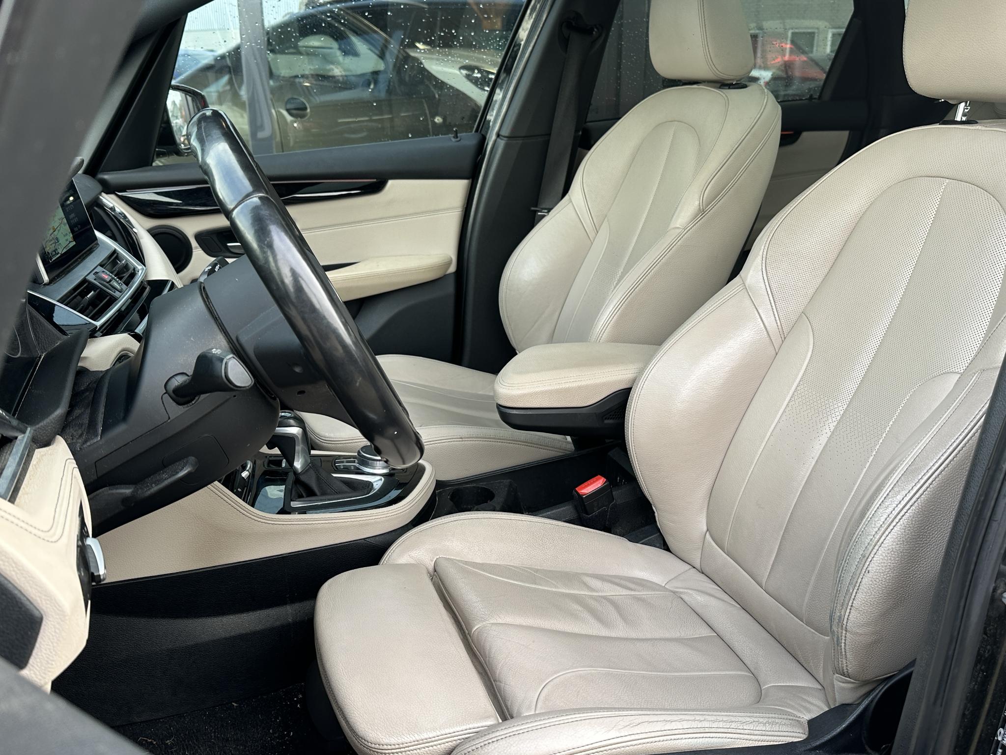 Foto van BMW 218i Active Tourer