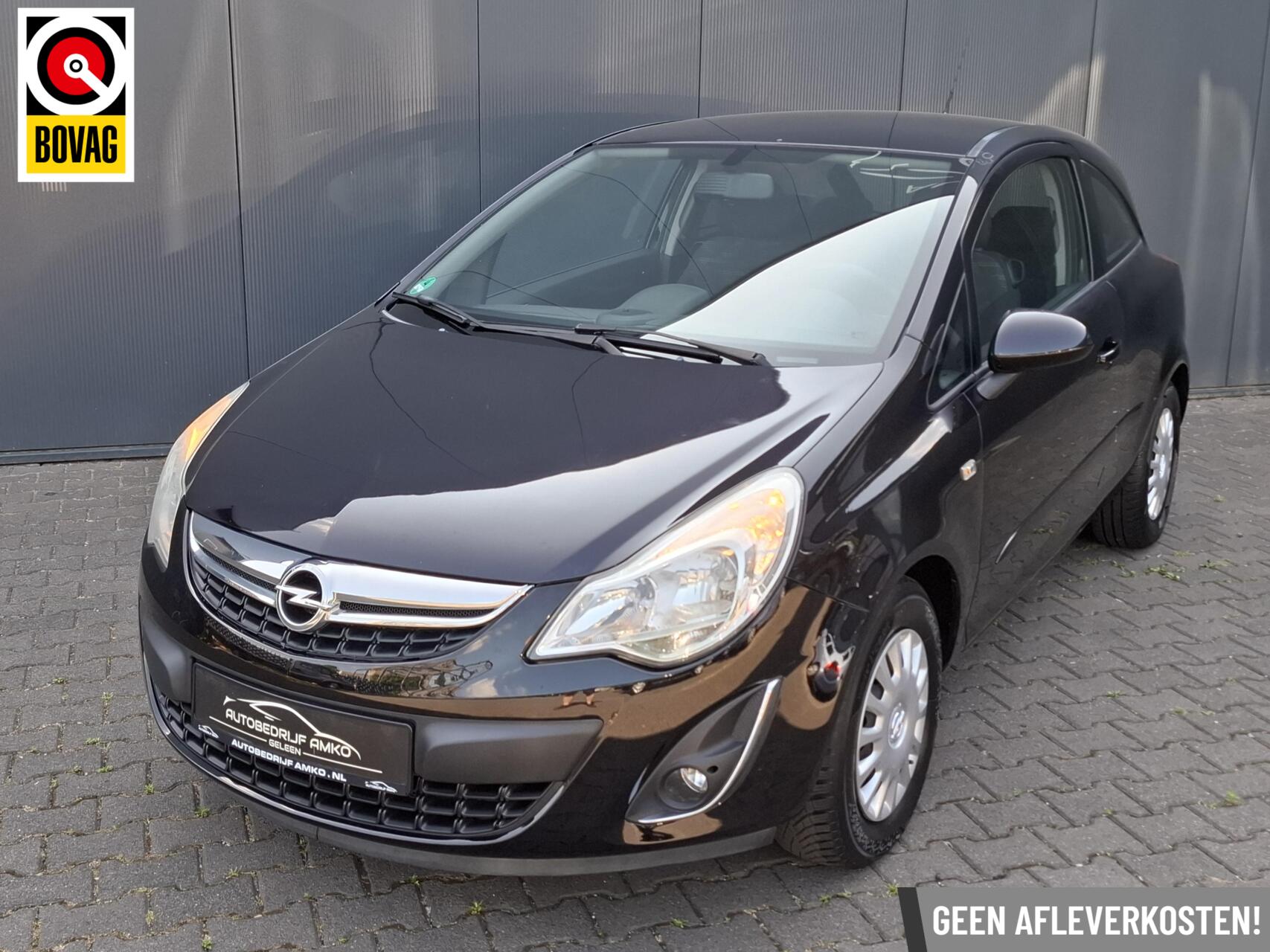 Opel Corsa 1.4-16V Color Edition AUTOMAAT / CRUISE / CLIMAT. 2011 - voorkant