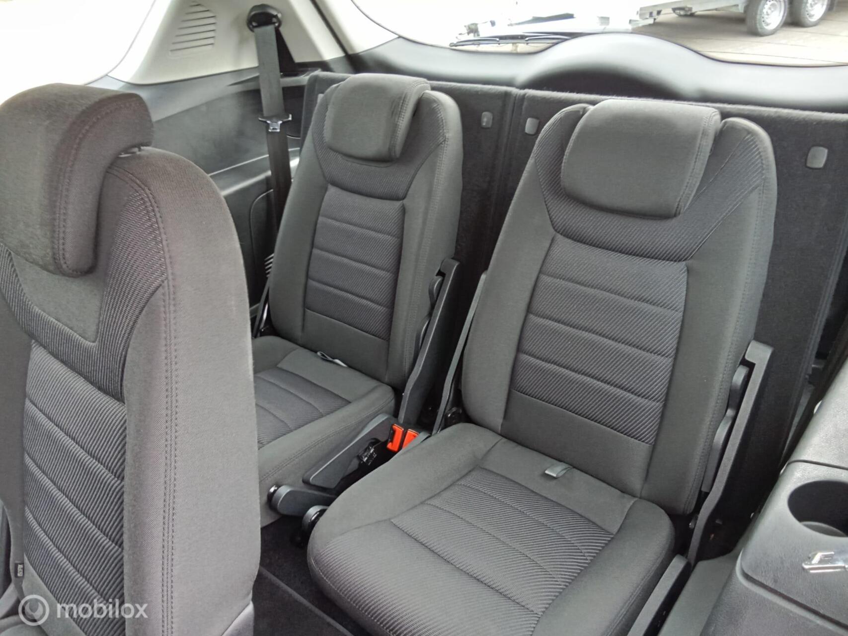 Foto van Ford S-max