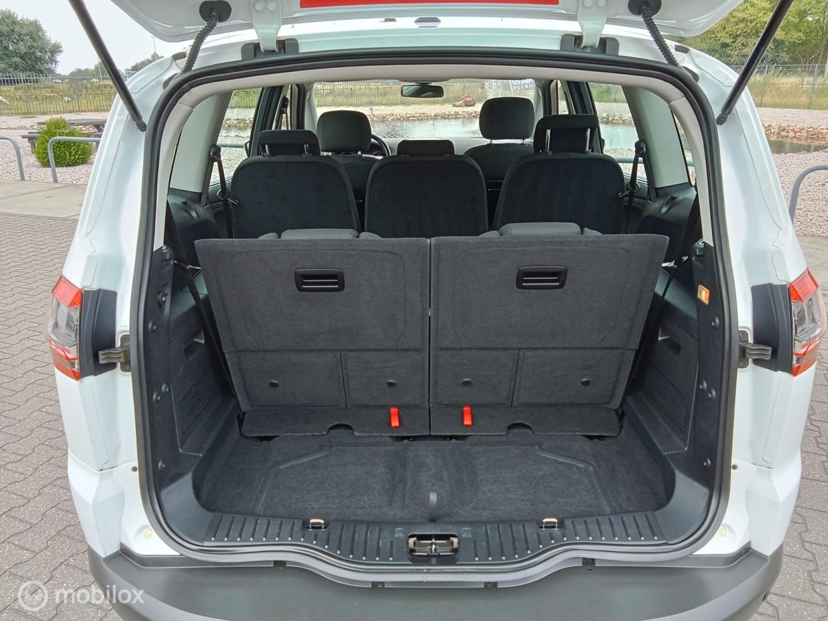Foto van Ford S-max