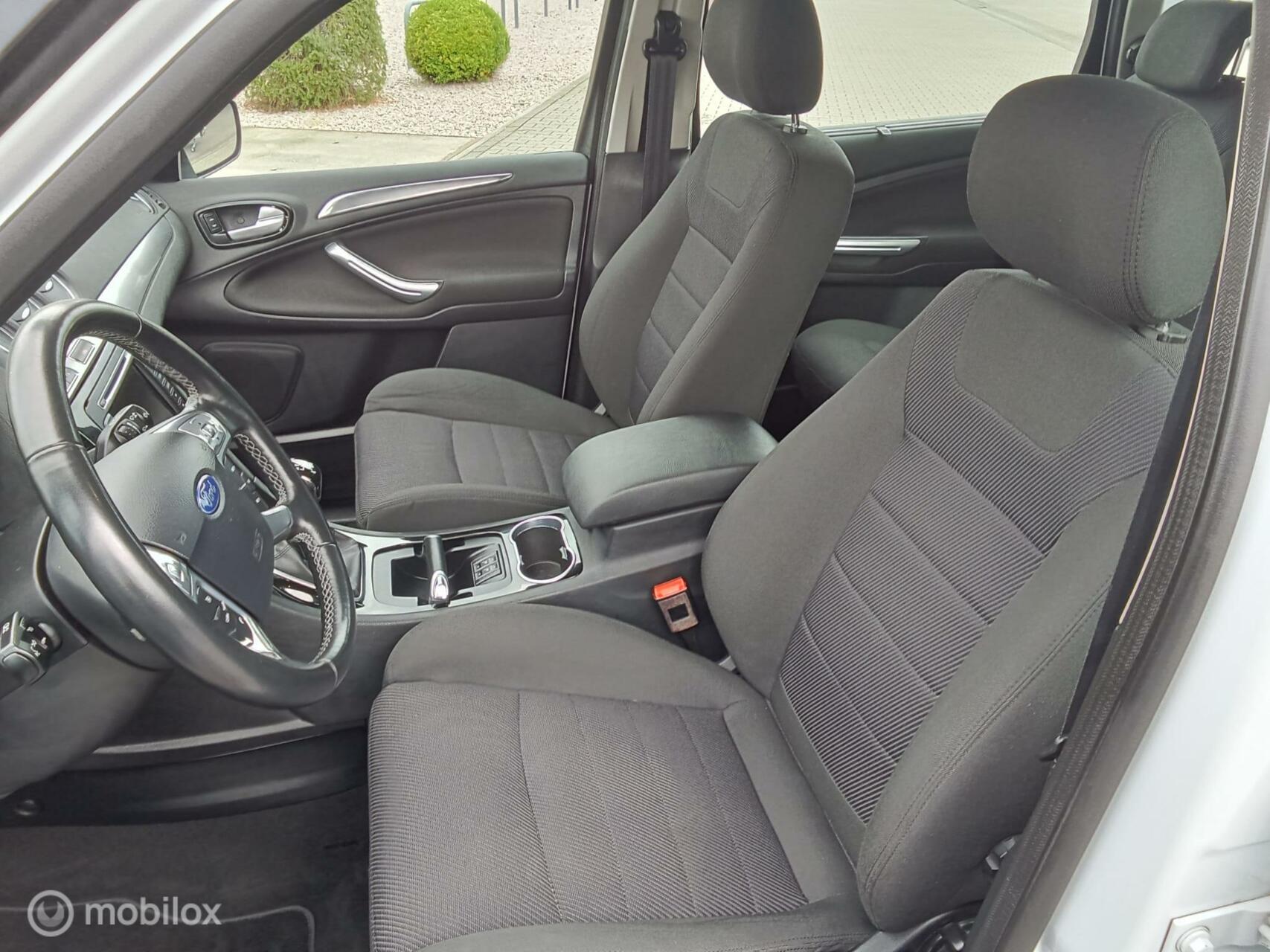 Foto van Ford S-max