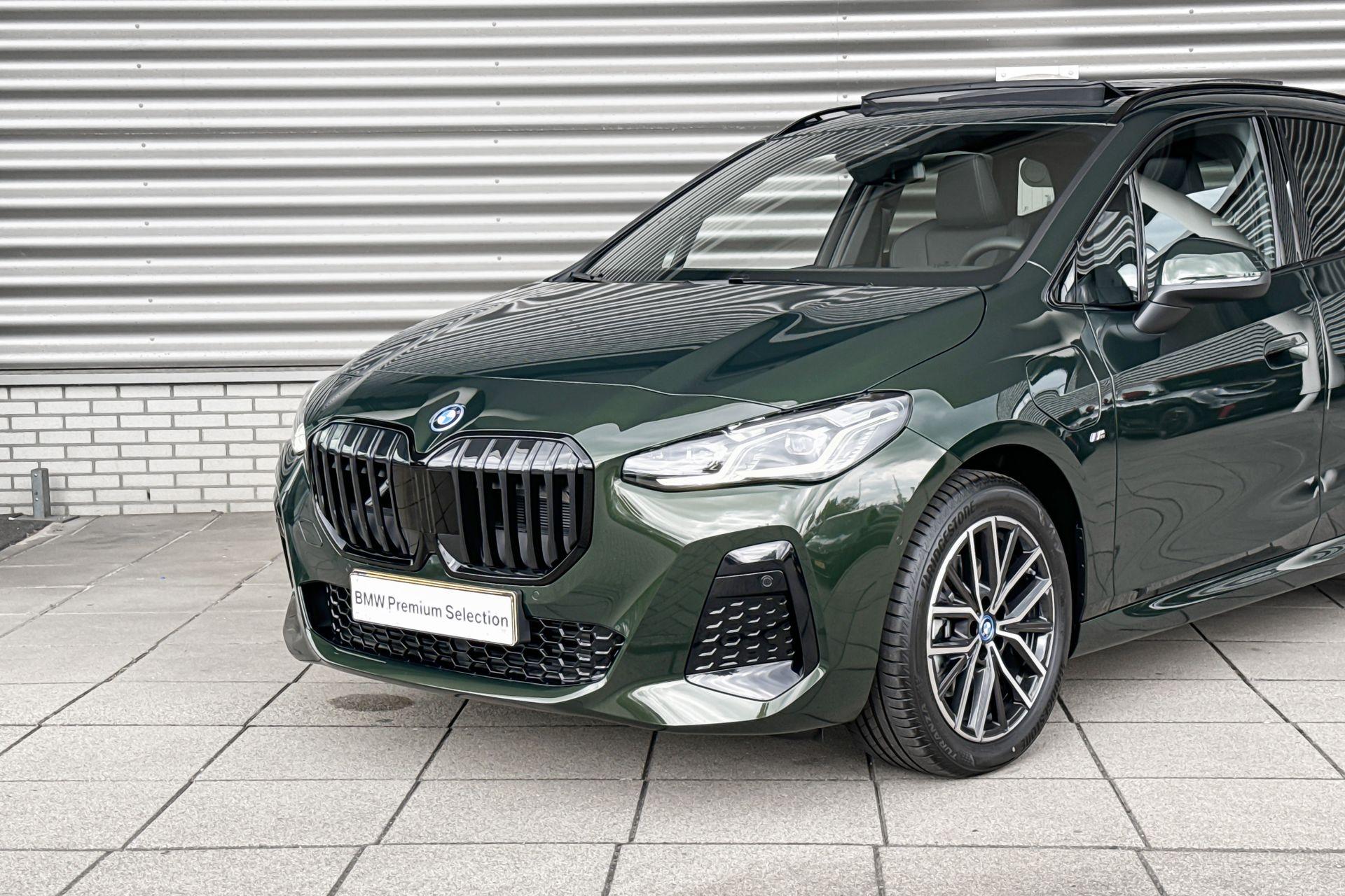 Foto van BMW 225e xDrive Active Tourer