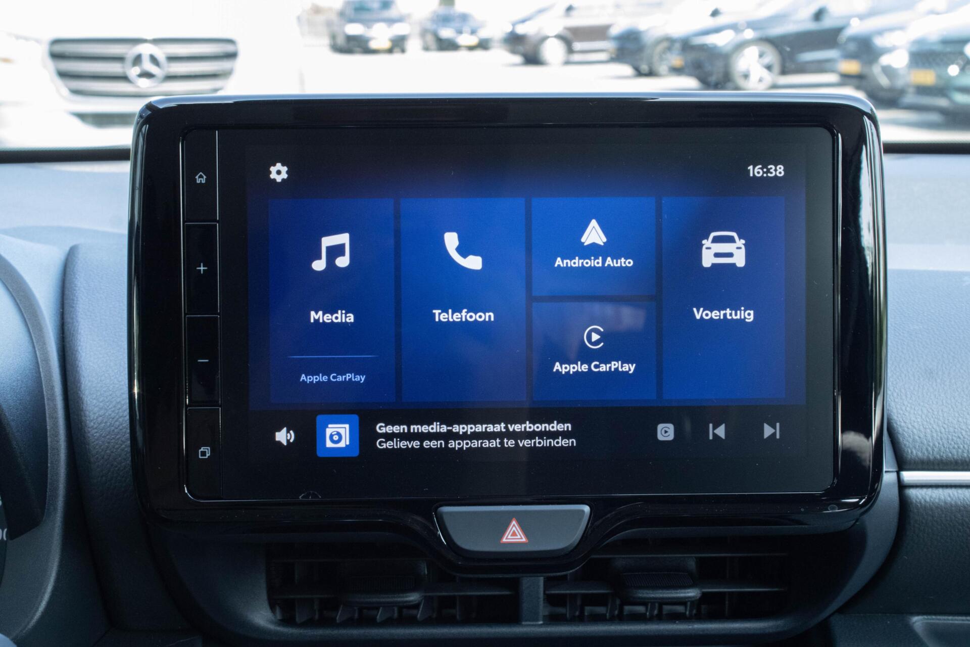 Foto van Mazda Mazda2 Hybrid