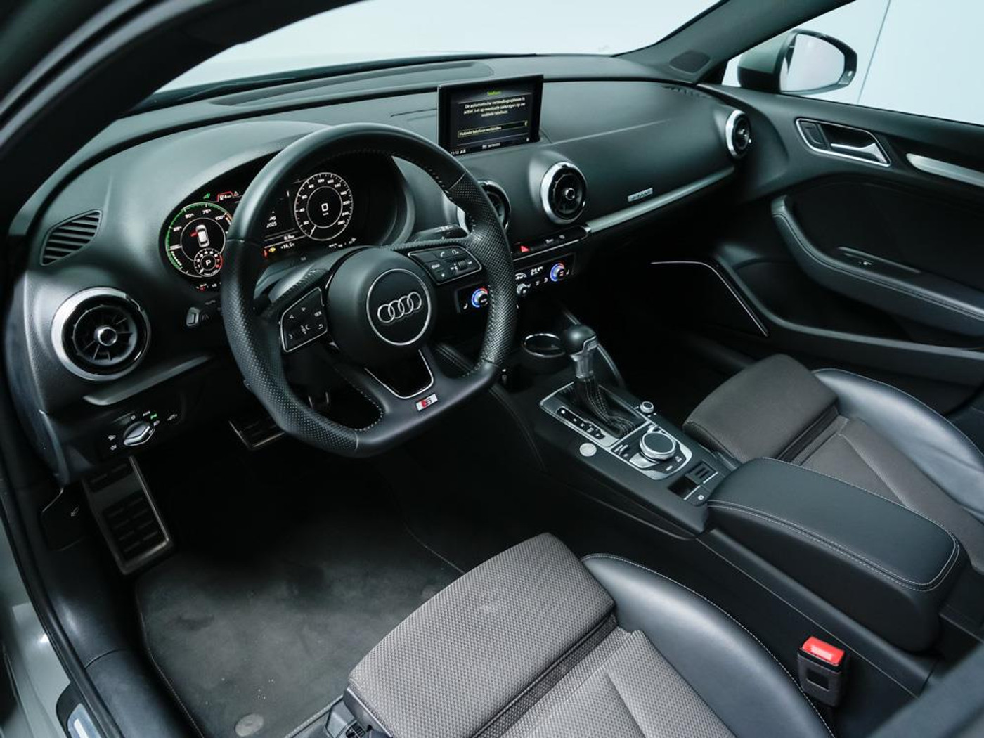 Foto van Audi A3 40 E-tron