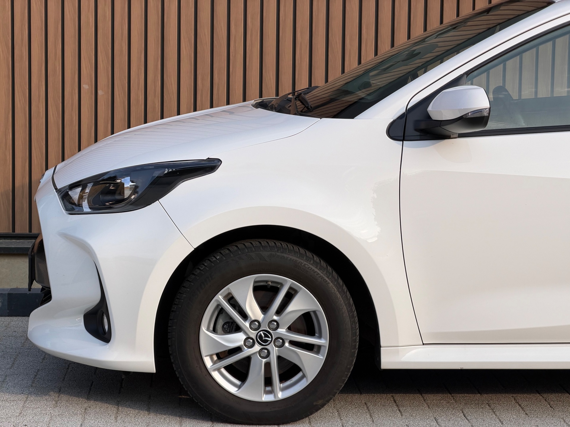 Foto van Mazda Mazda2 Hybrid