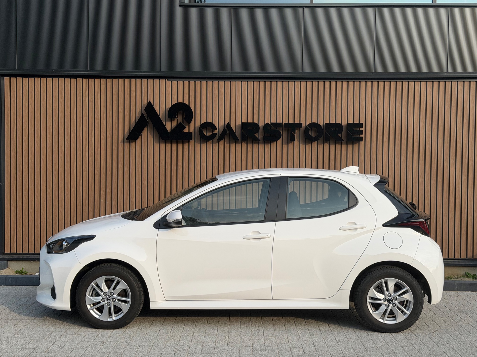 Foto van Mazda Mazda2 Hybrid