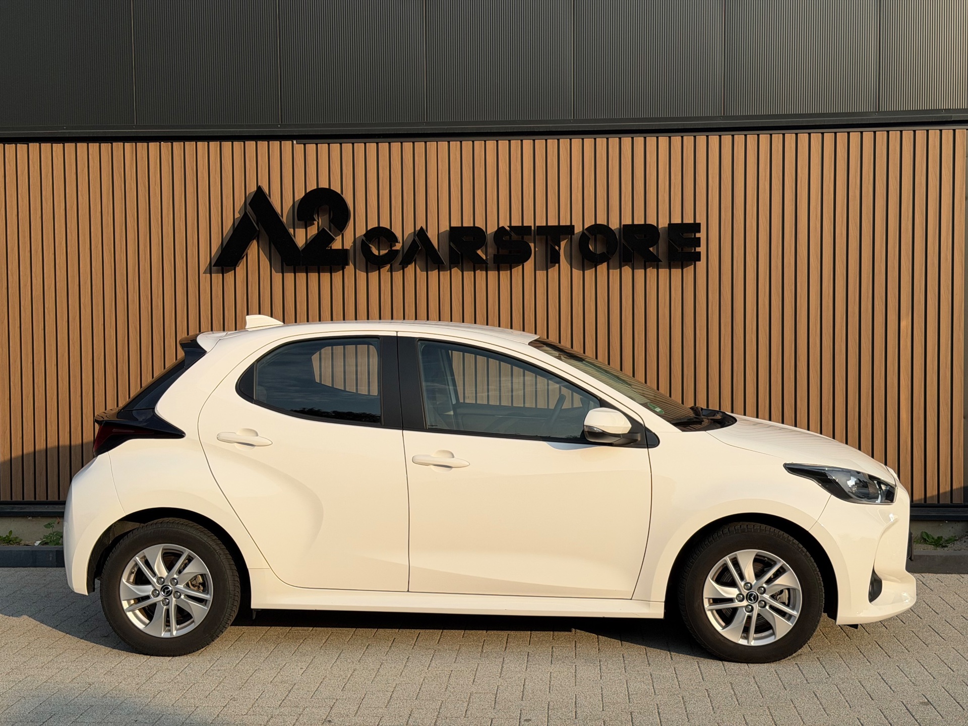Foto van Mazda Mazda2 Hybrid