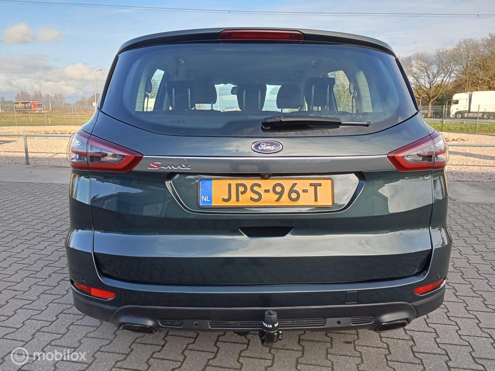 Foto van Ford S-max