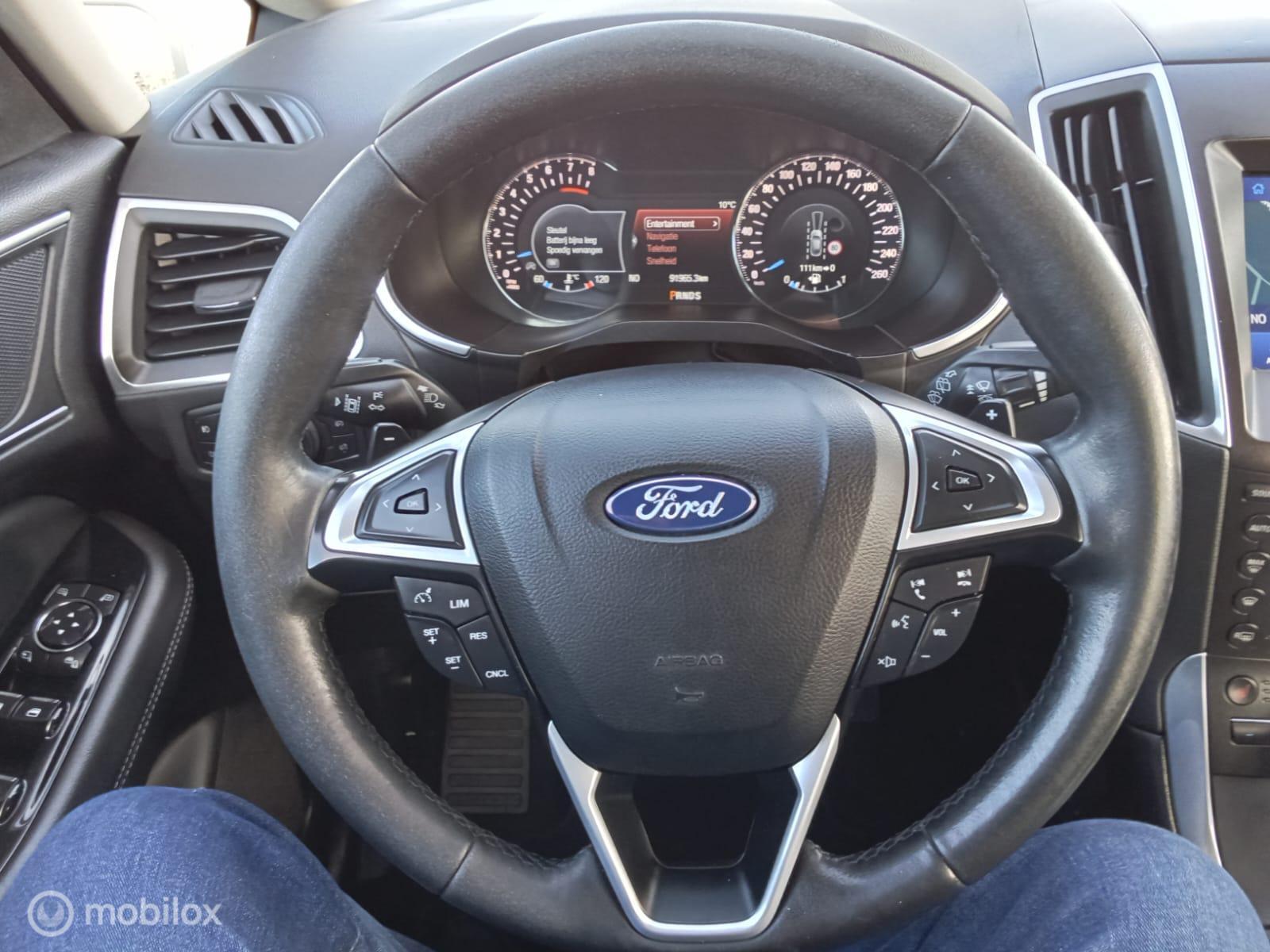 Foto van Ford S-max