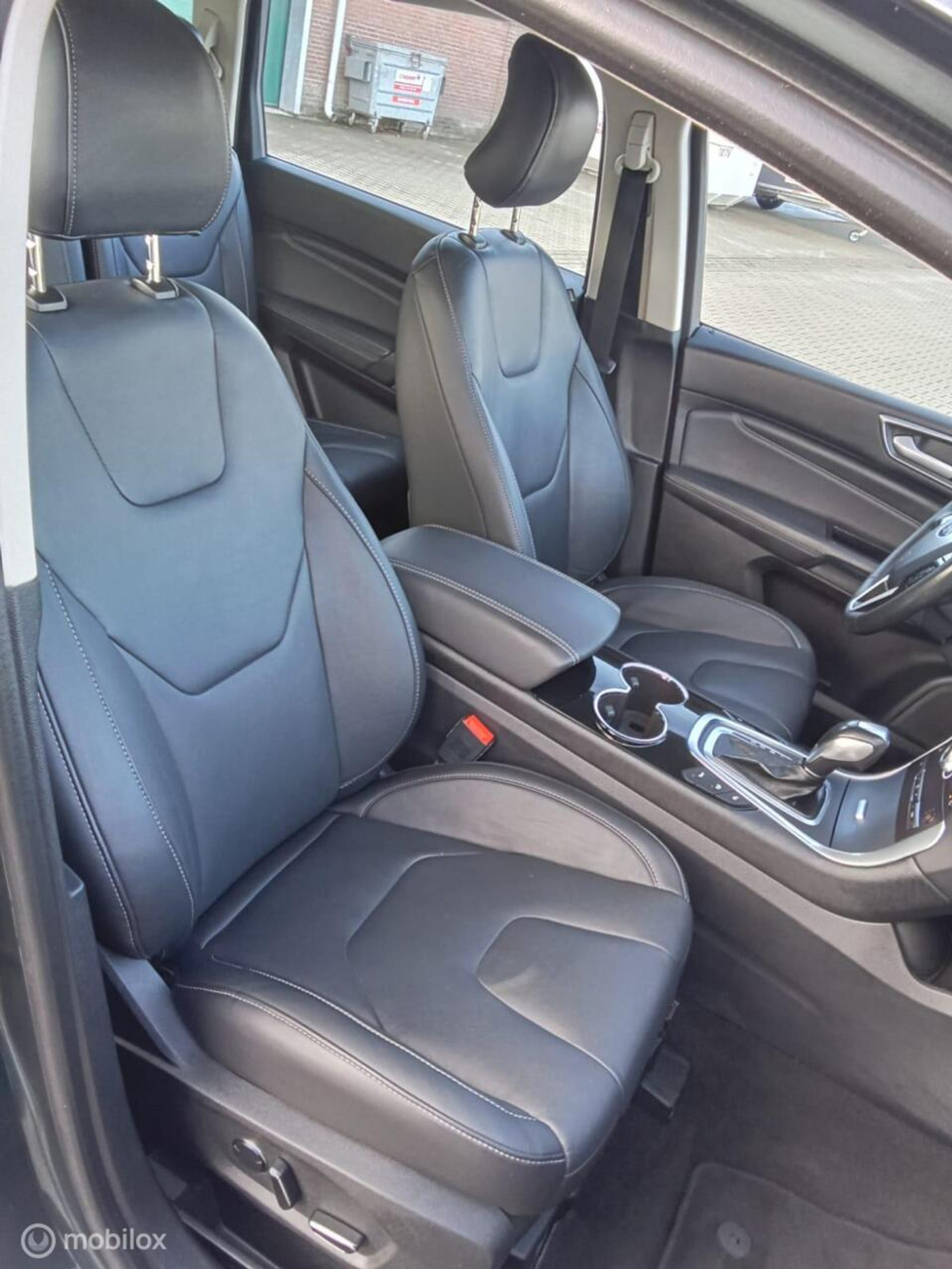 Foto van Ford S-max