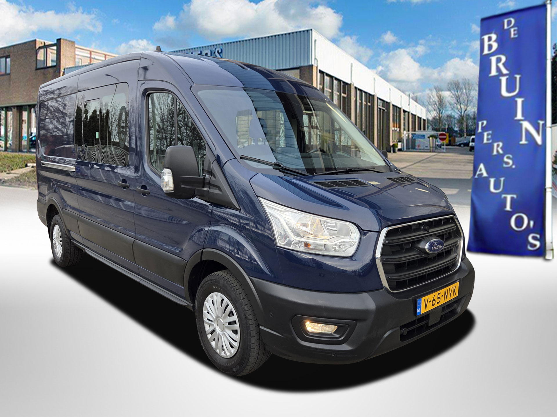 Ford Transit 350 2.0 TDCI 170pK L3H2 DC Dubbelcabine 6 persoons Trend 2021 - voorkant