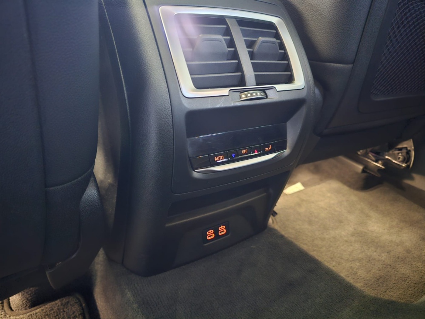 Foto van BMW Ix3