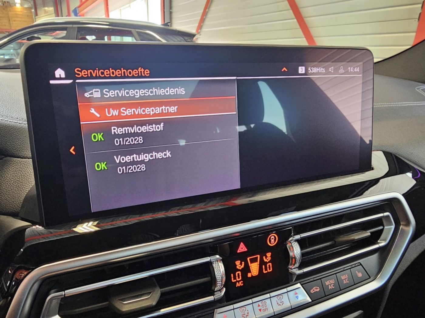 Foto van BMW Ix3