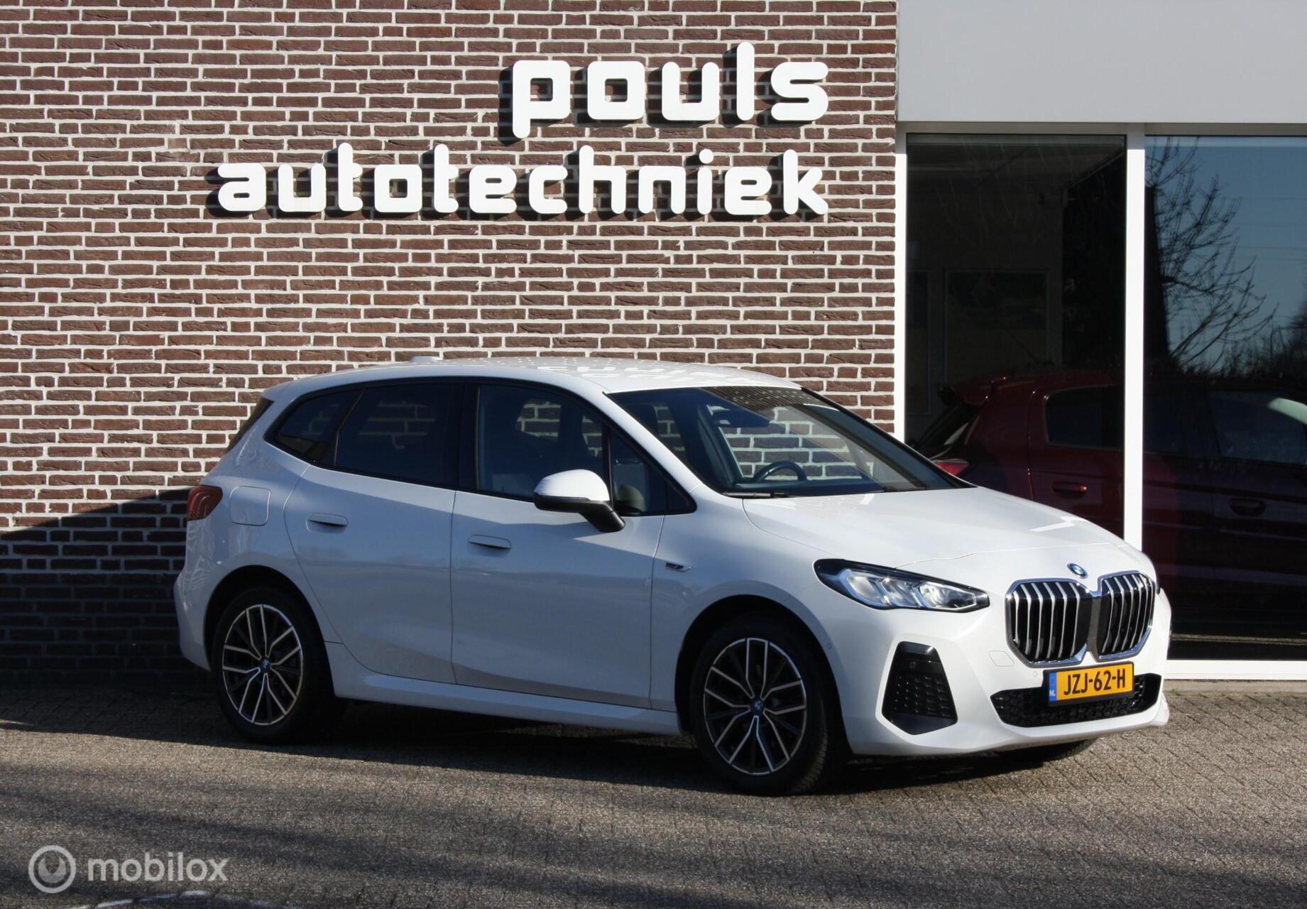 BMW 2 Serie 225e xDrive 2022 - voorkant