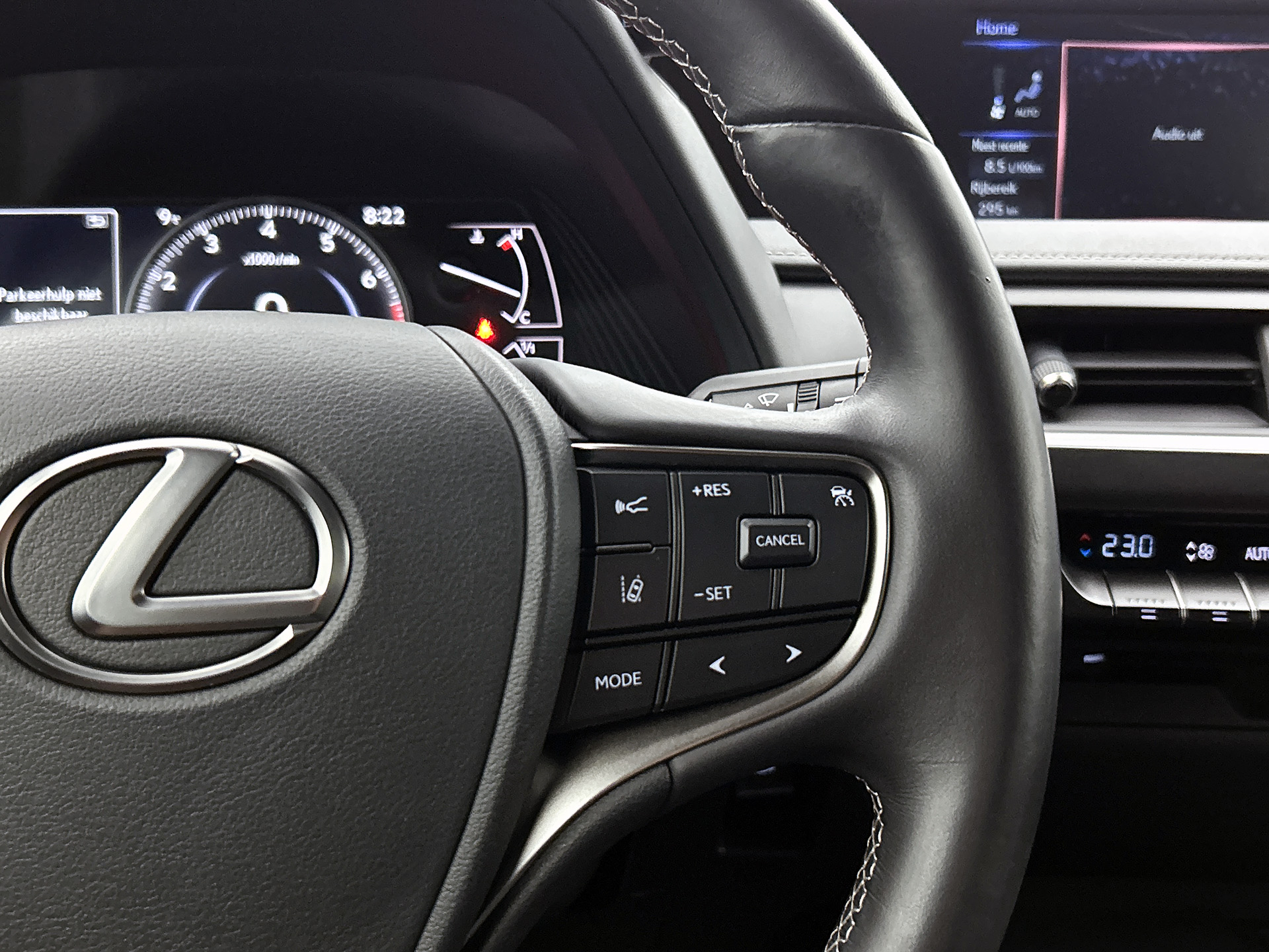 Foto van Lexus Lexus Ux200