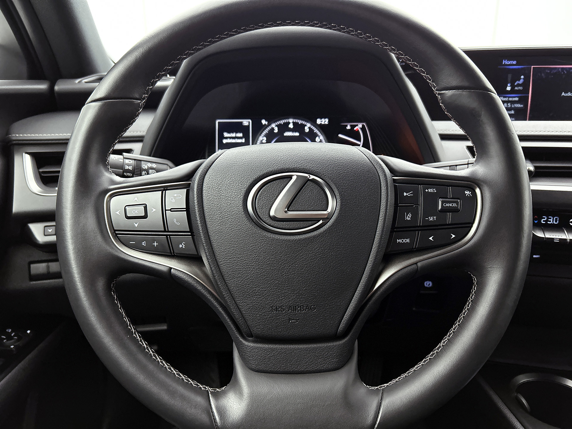 Foto van Lexus Lexus Ux200