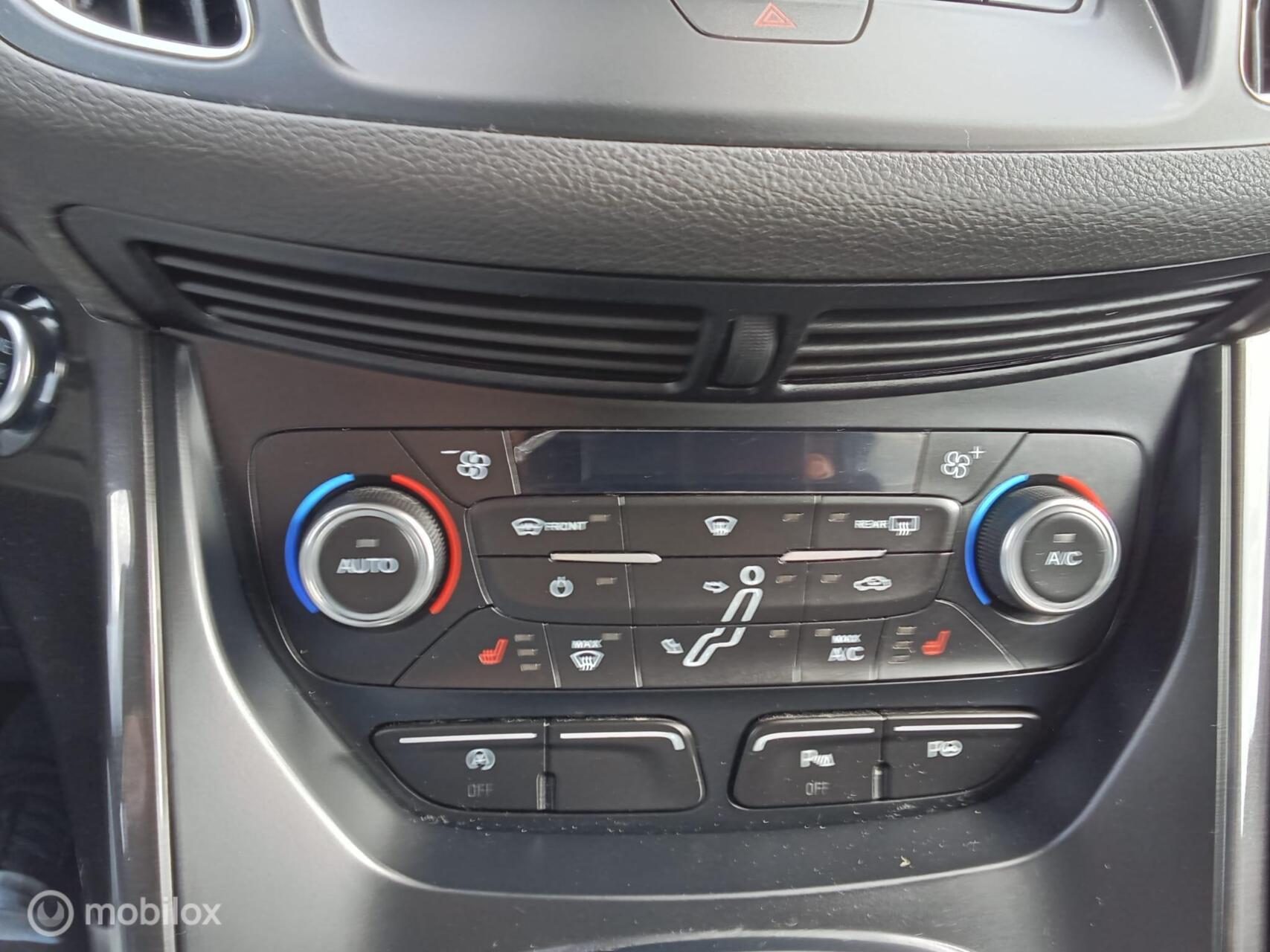 Foto van Ford C-max