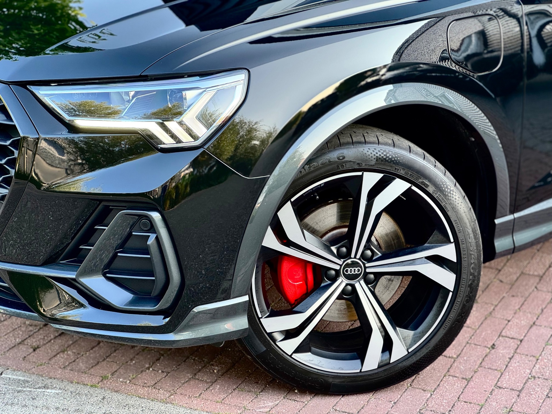 Foto van Audi Q3 Sportback E-tron