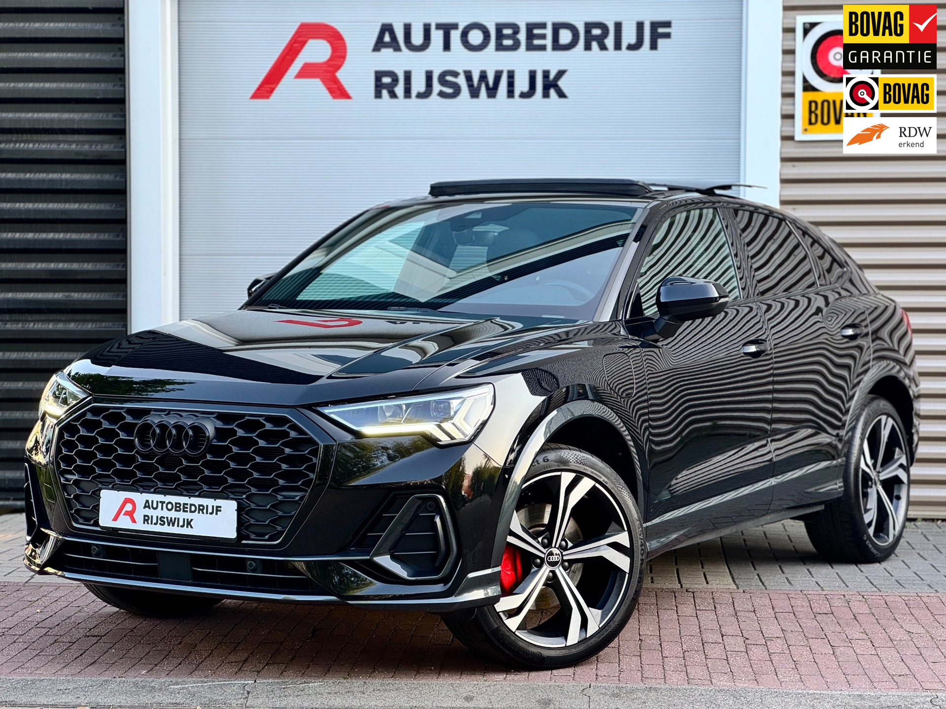 Audi Q3 Sportback E-tron 45 TFSI e S Edition Pano/Keyless/Camera/Matrix 2022 - voorkant