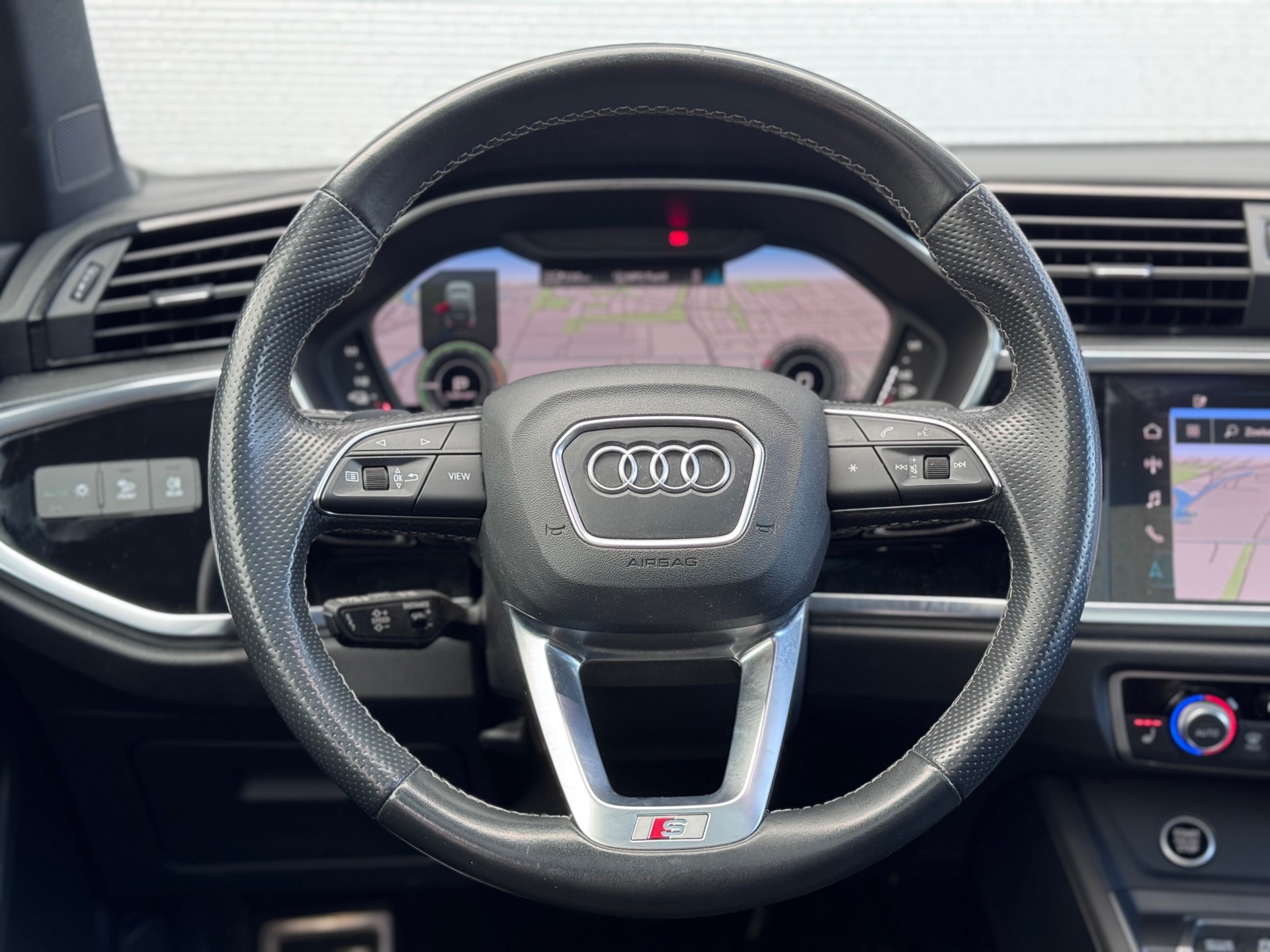 Foto van Audi Q3 Sportback E-tron