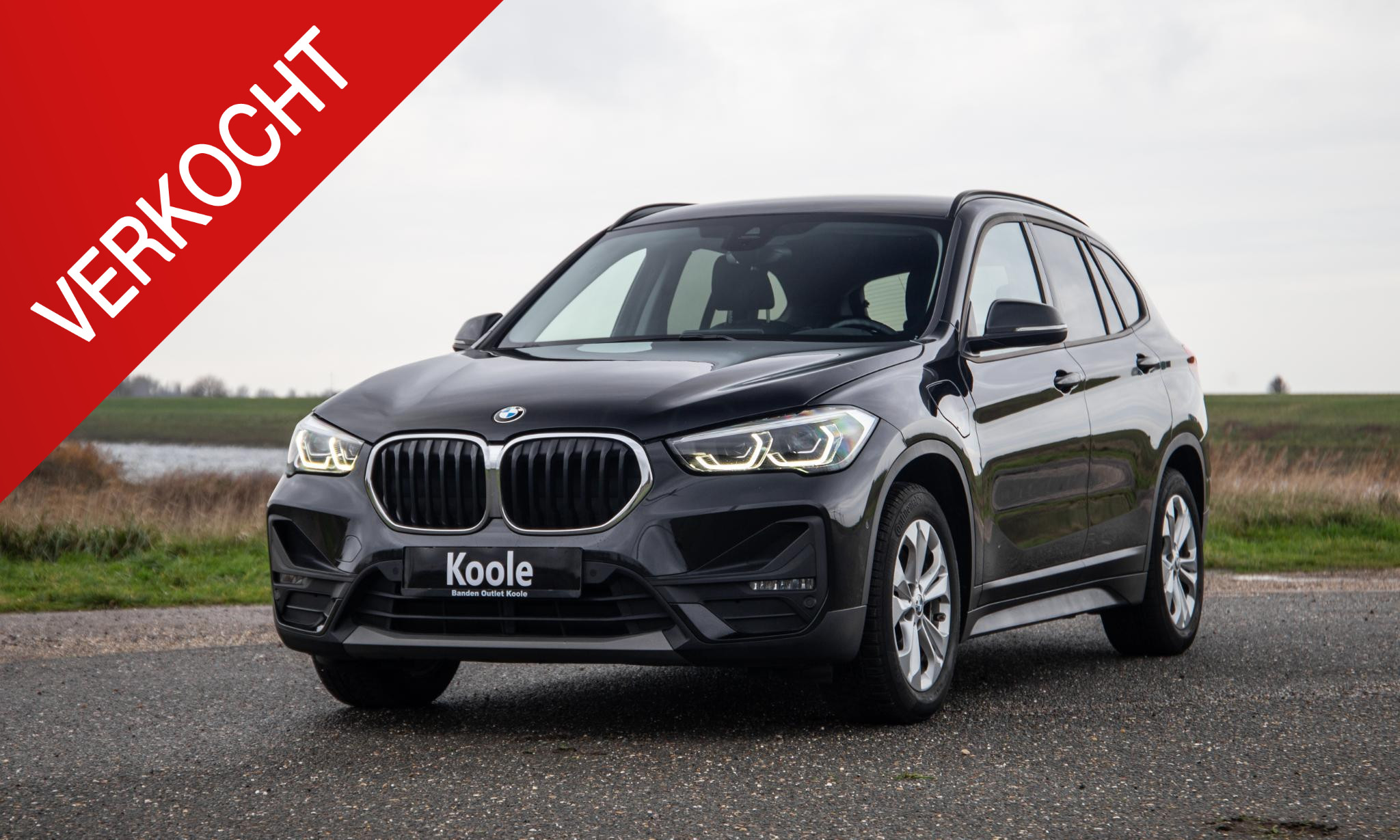 BMW X1 xDrive25e Executive 2021 - voorkant