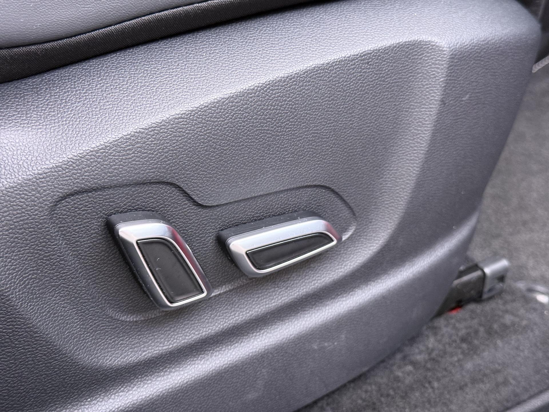 Foto van MG MG Ehs Plug-in Hybrid