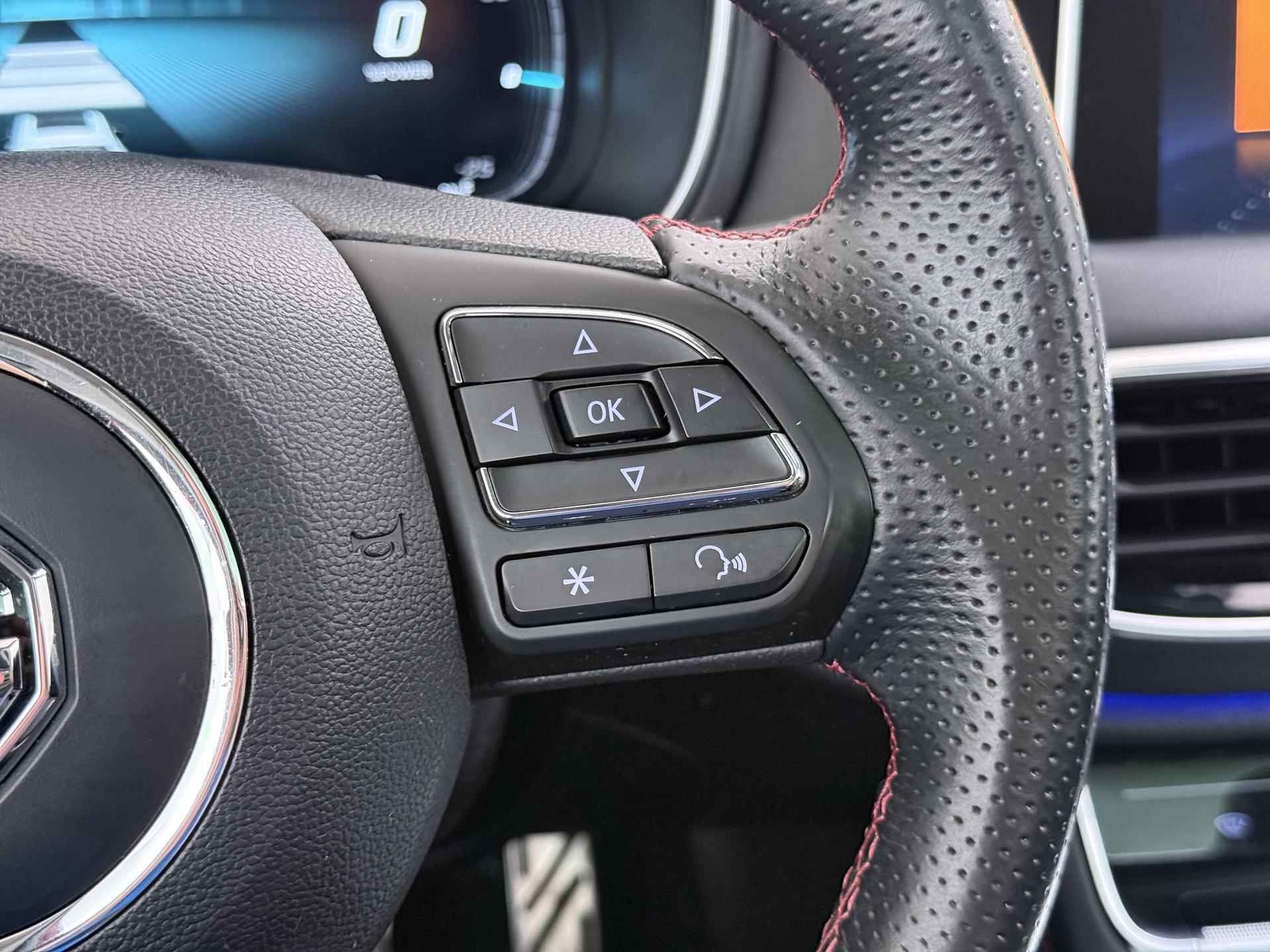 Foto van MG MG Ehs Plug-in Hybrid