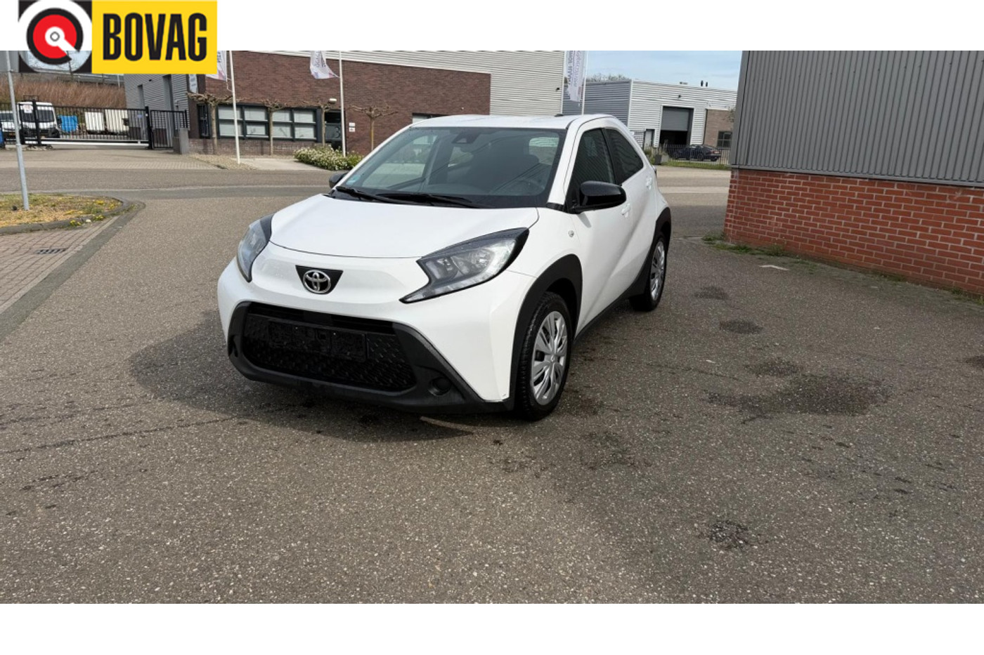 Toyota Toyota Aygo X 1.0 VVT-i MT Play 2024 - voorkant