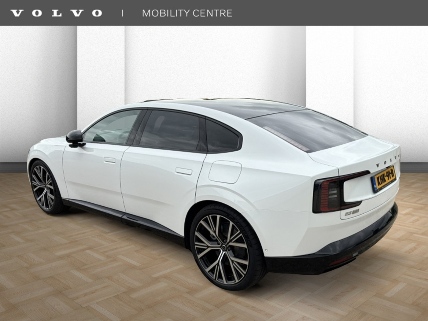 Foto van Volvo Es90