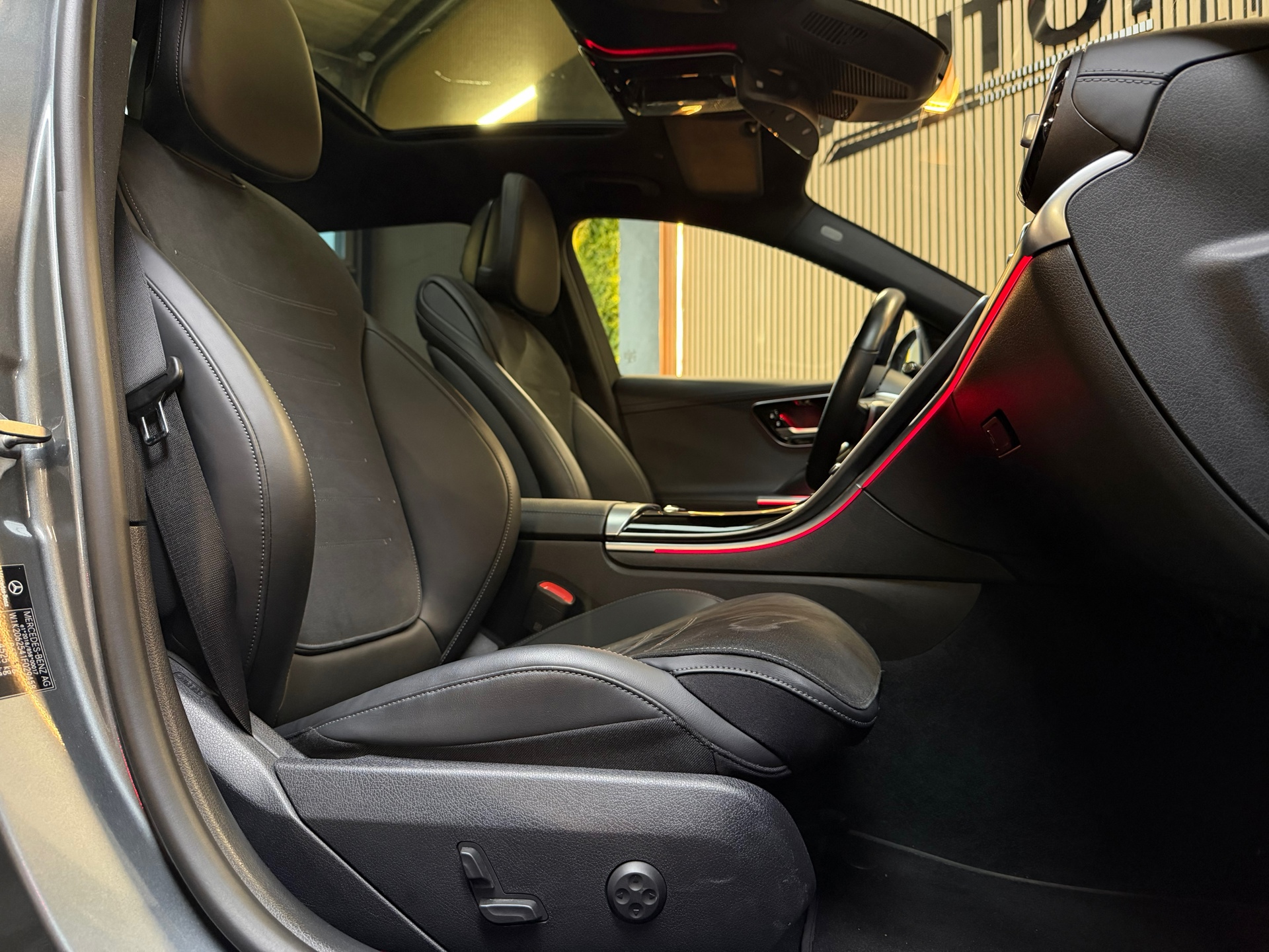 Foto van Mercedes-Benz C 300 E