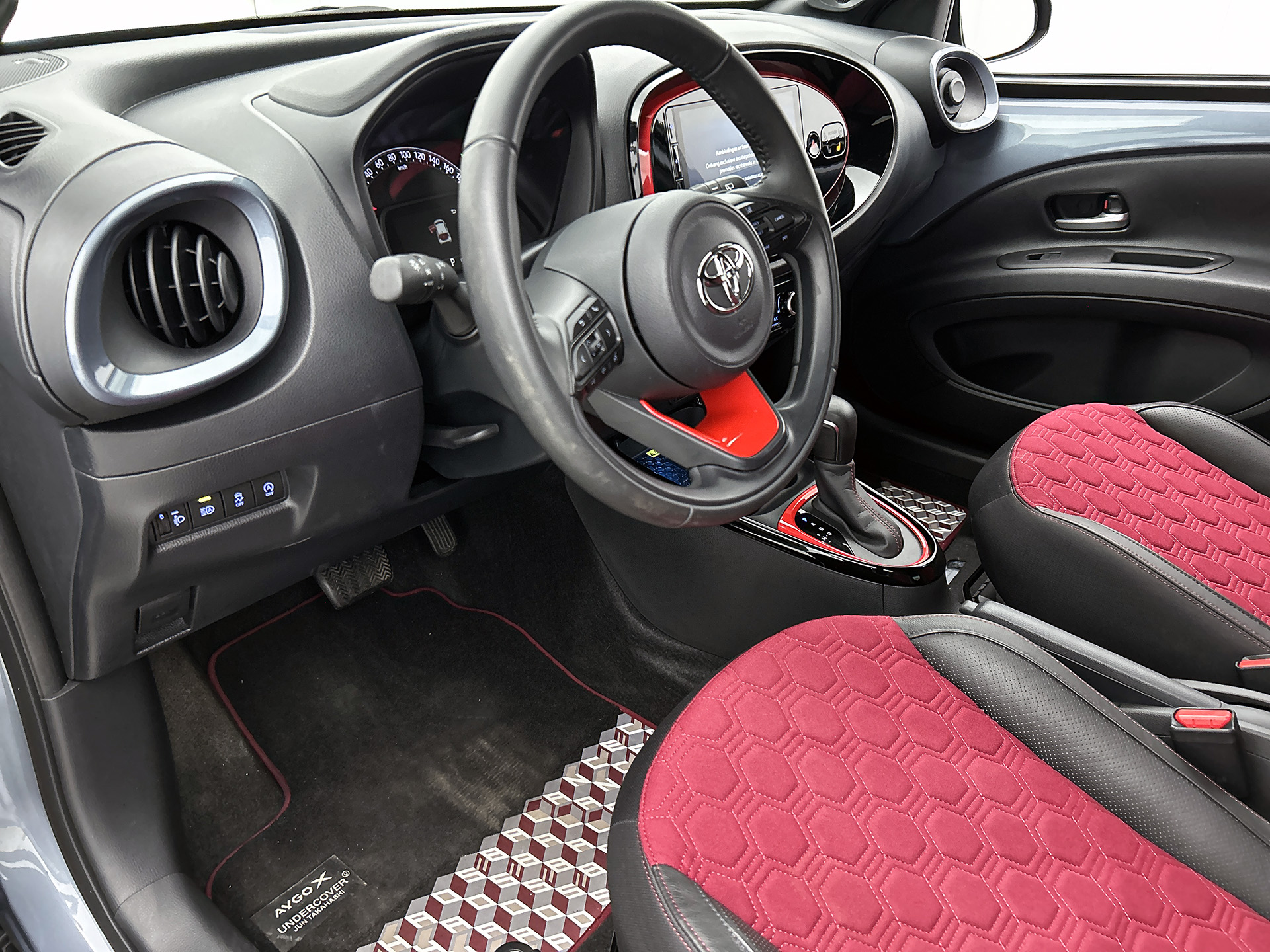 Foto van Toyota Toyota Aygo X